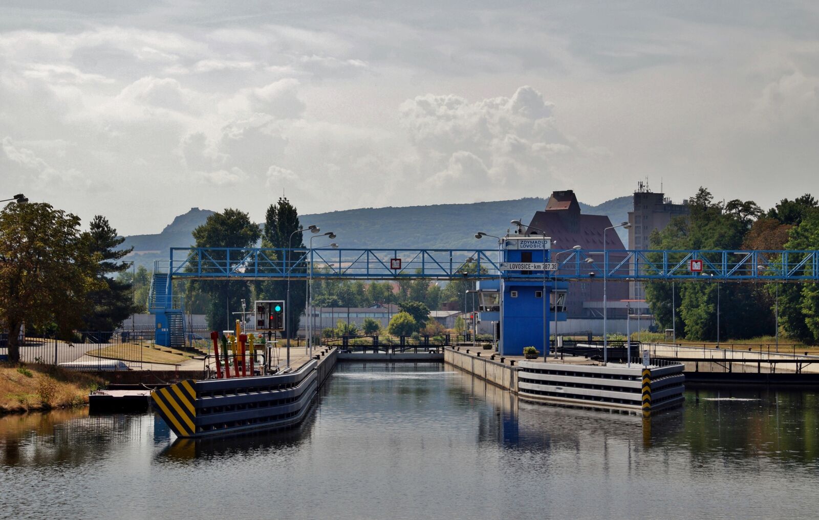 Sony SLT-A58 sample photo. Ferry, chamber of commerce photography