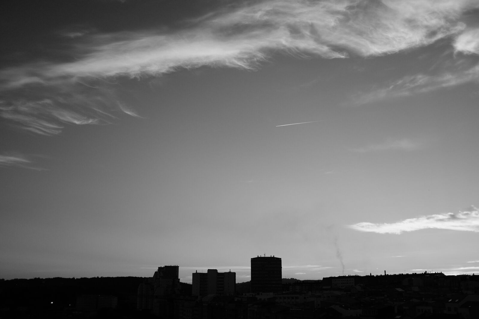 Fujifilm X100T sample photo. Sky, clouds, skyline photography