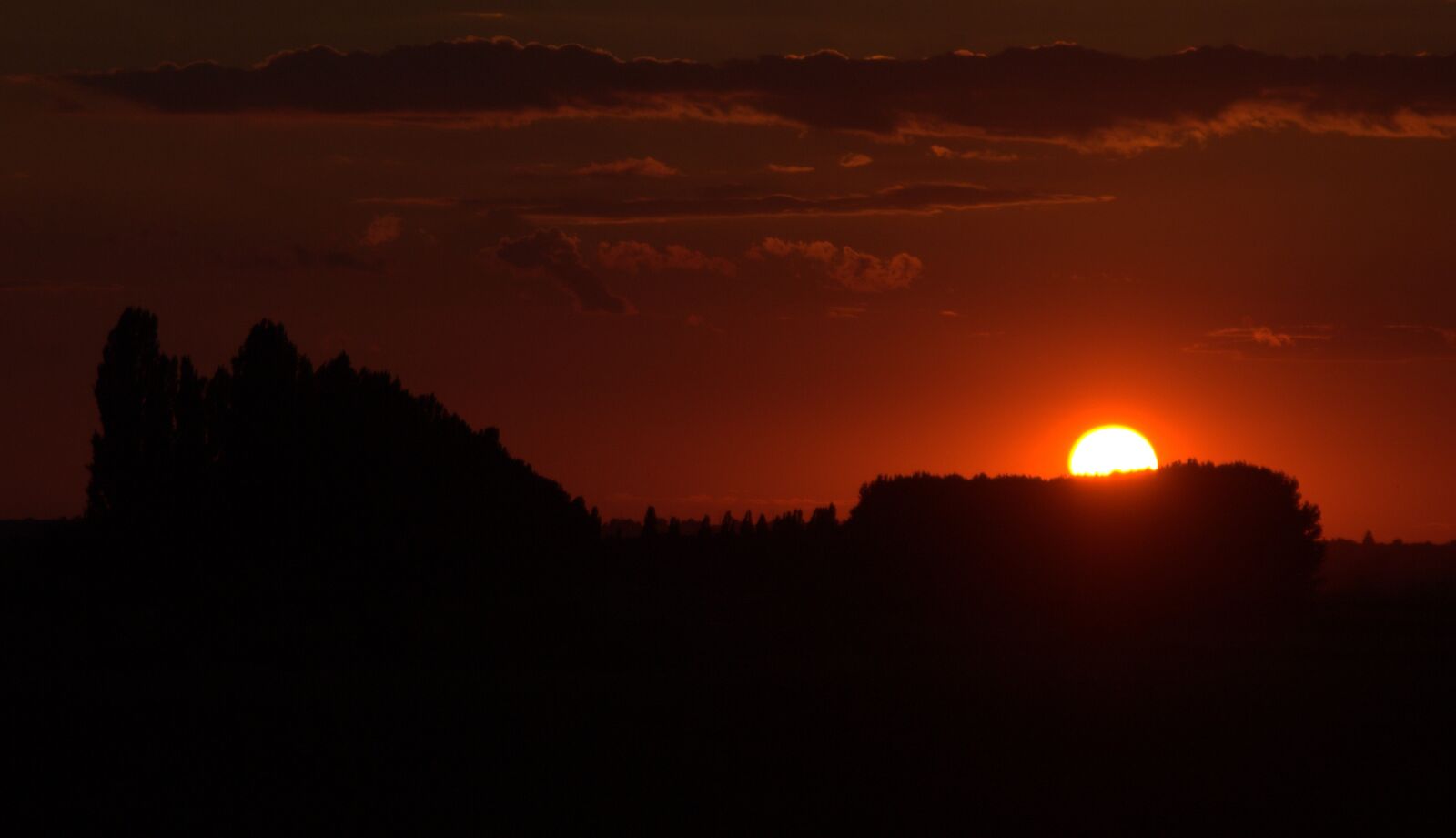 Canon EOS 700D (EOS Rebel T5i / EOS Kiss X7i) sample photo. Sunset, sky, cloud photography