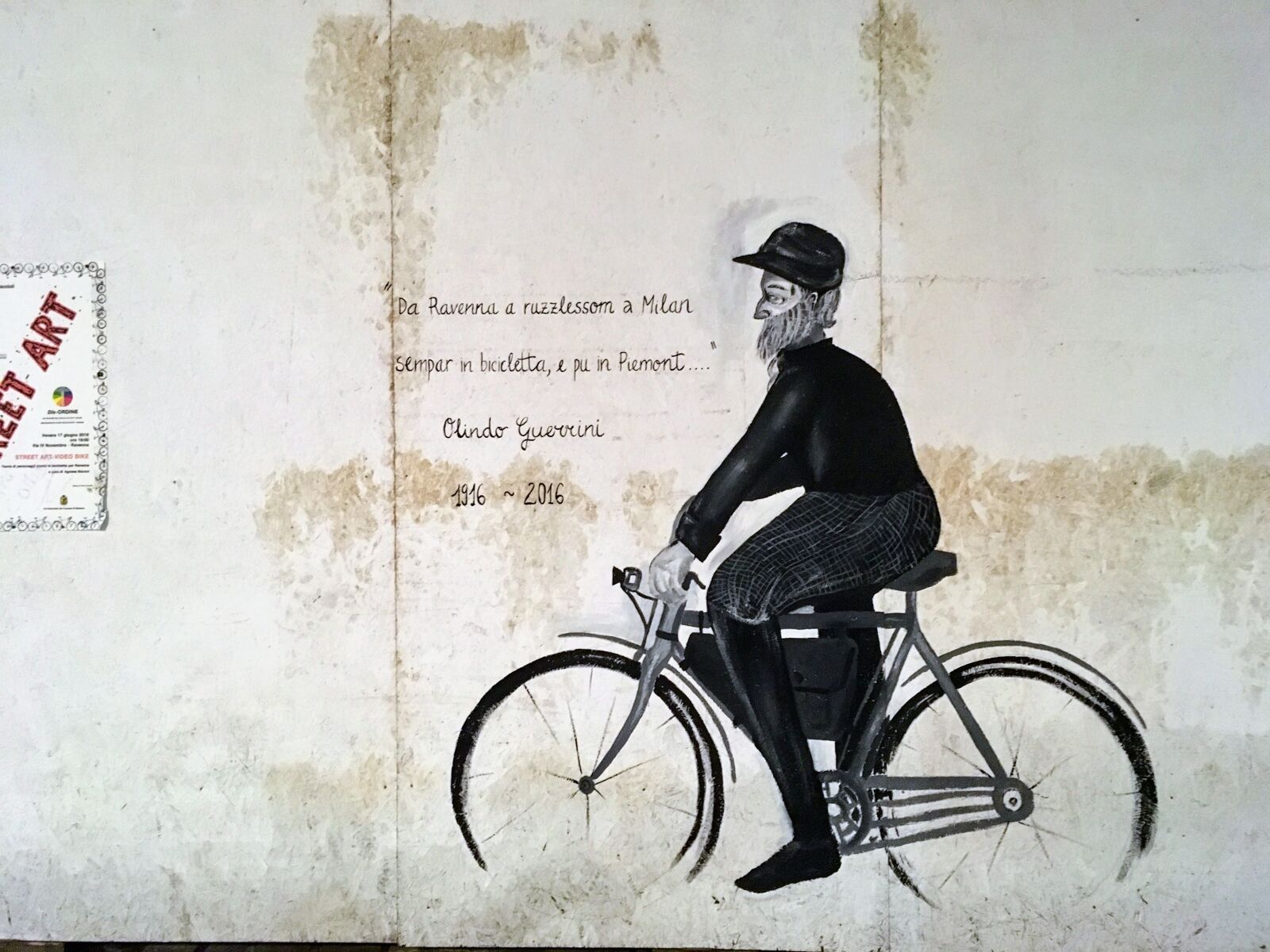 iPhone SE back camera 4.15mm f/2.2 sample photo. Ravenna, italy, wall painting photography