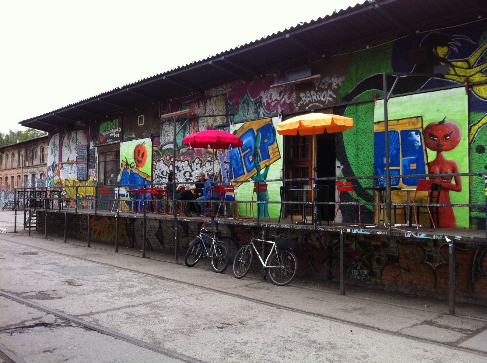 Apple iPhone 4 sample photo. Berlin, grafitti, street art photography
