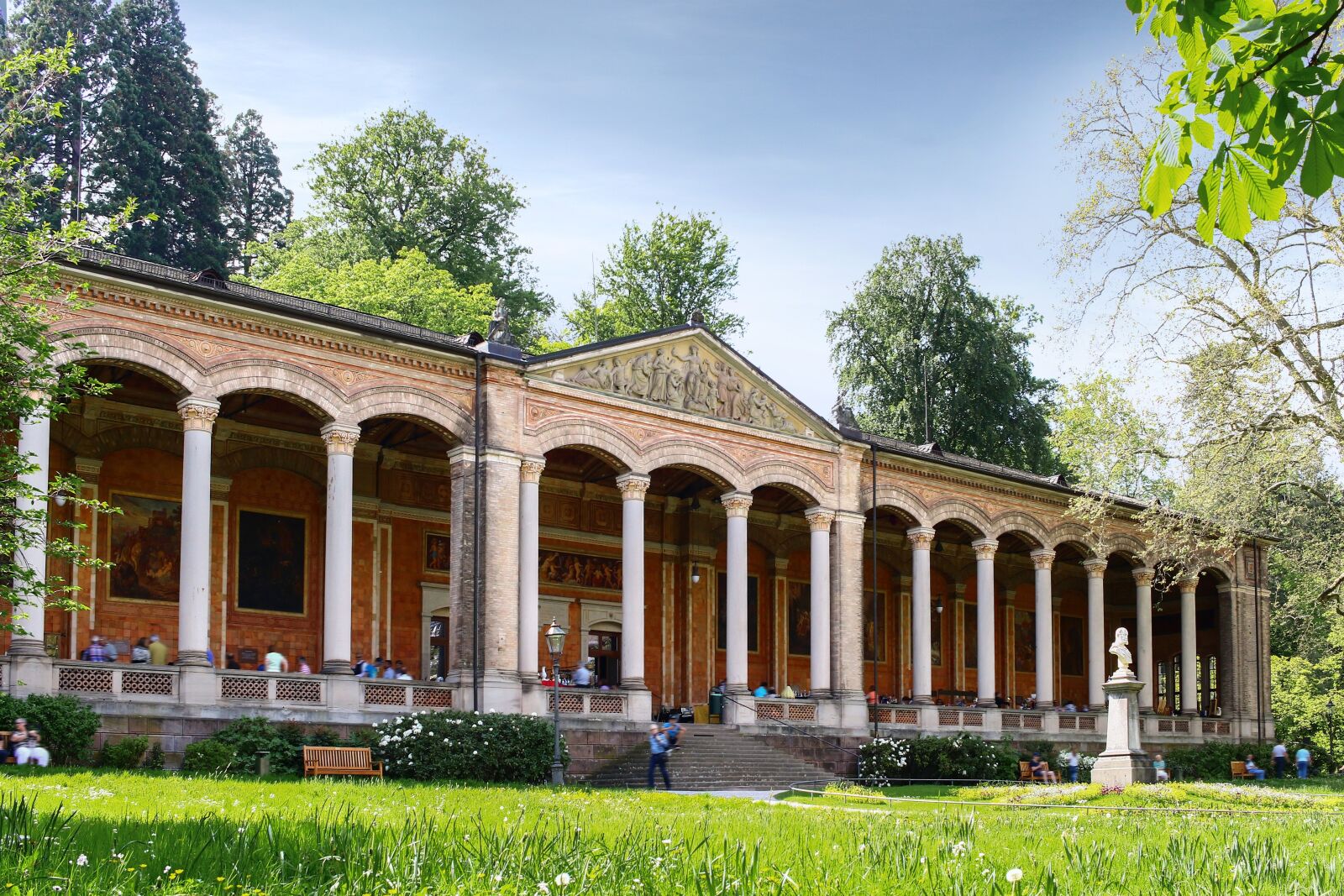 Canon EF-S 24mm F2.8 STM sample photo. Pump room, baden baden photography