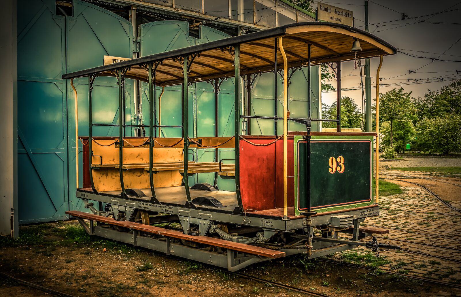 Sony a7 II + Sony FE 28-70mm F3.5-5.6 OSS sample photo. Dare, wagon, open photography