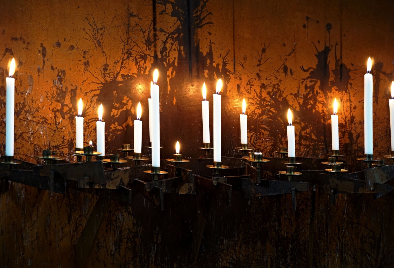 Sony a6000 sample photo. Candles, light, candlestick photography