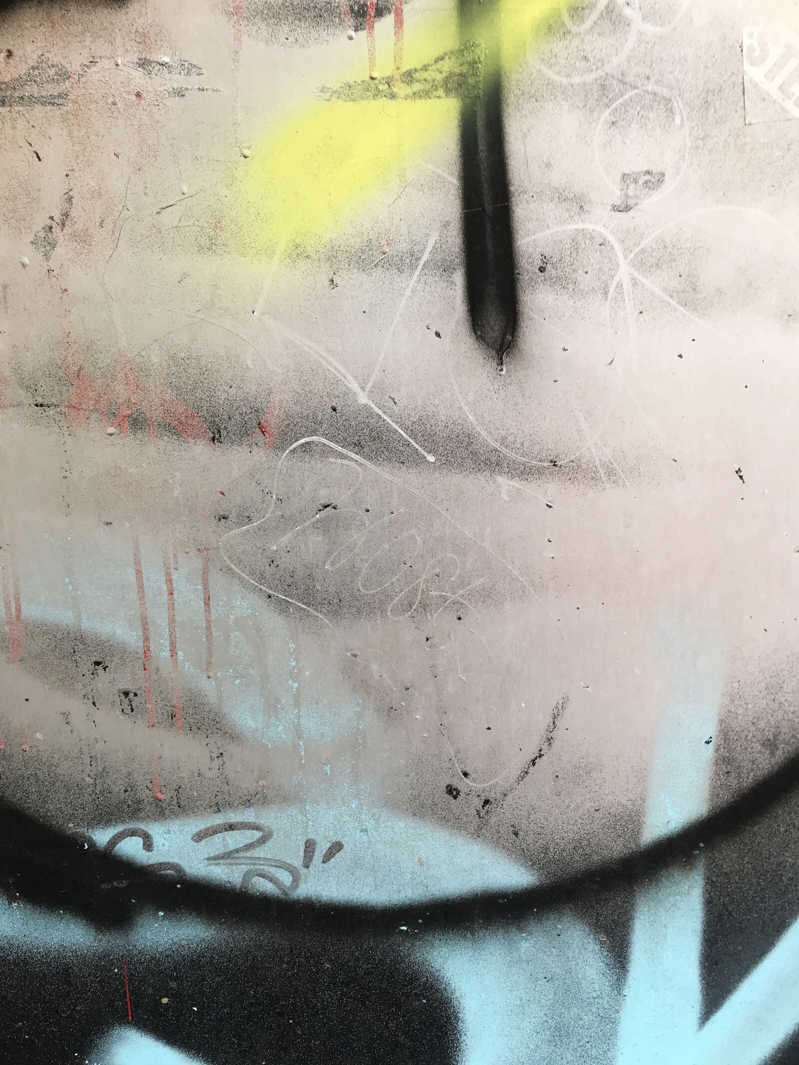 iPhone 7 back camera 3.99mm f/1.8 sample photo. Graffiti, art, wall photography