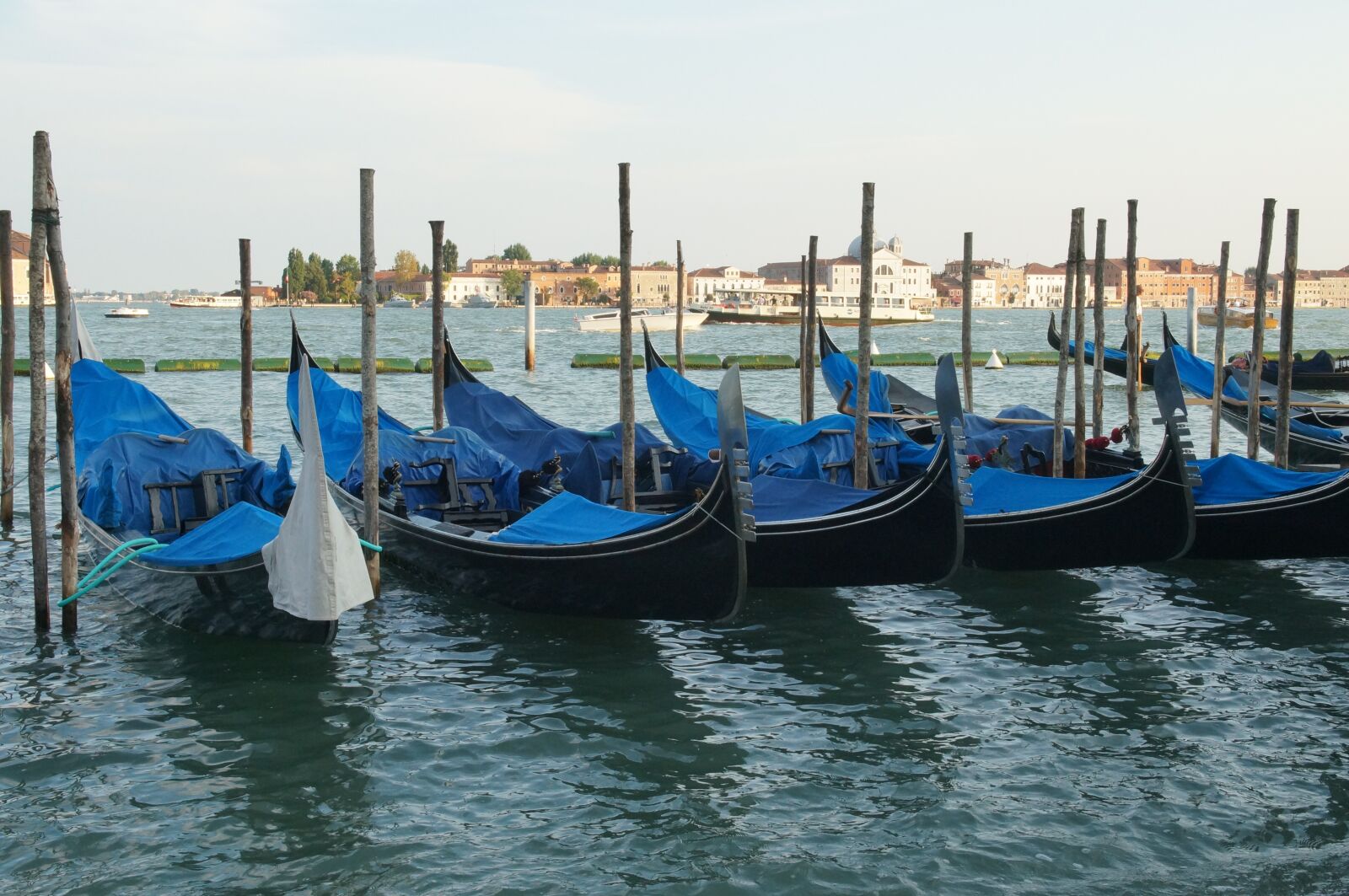 Sony SLT-A57 sample photo. Venice, boat, gondola photography