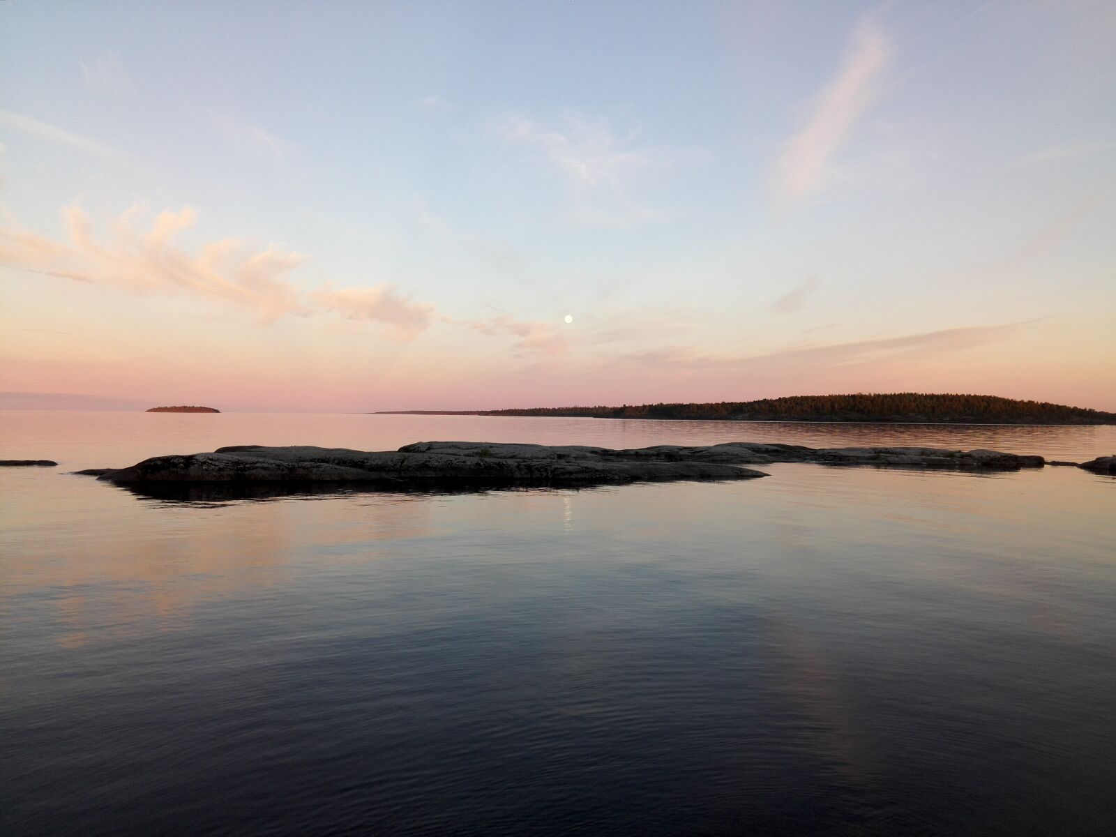 HUAWEI MediaPad X1 7.0 sample photo. Ladoga, sunset, lake photography