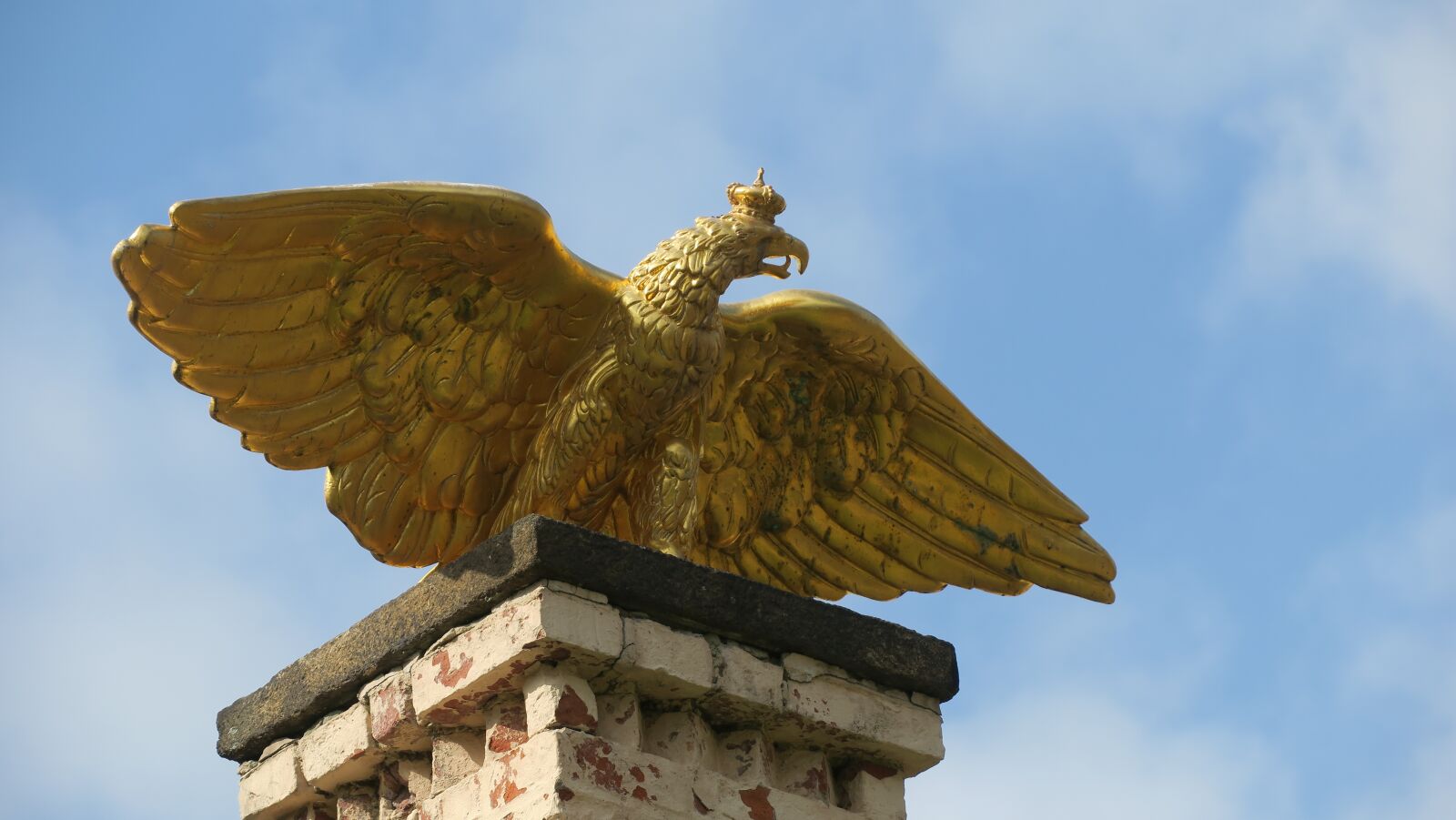 Canon PowerShot G3 X sample photo. Adler, statue, monument photography