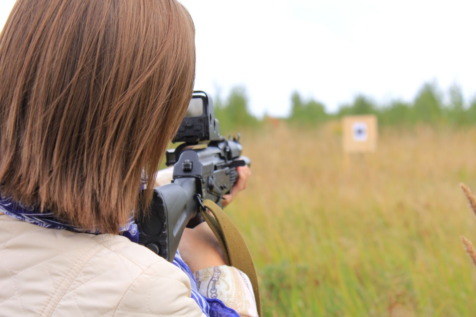 Canon EOS 60D sample photo. Target, shooter, the sight photography