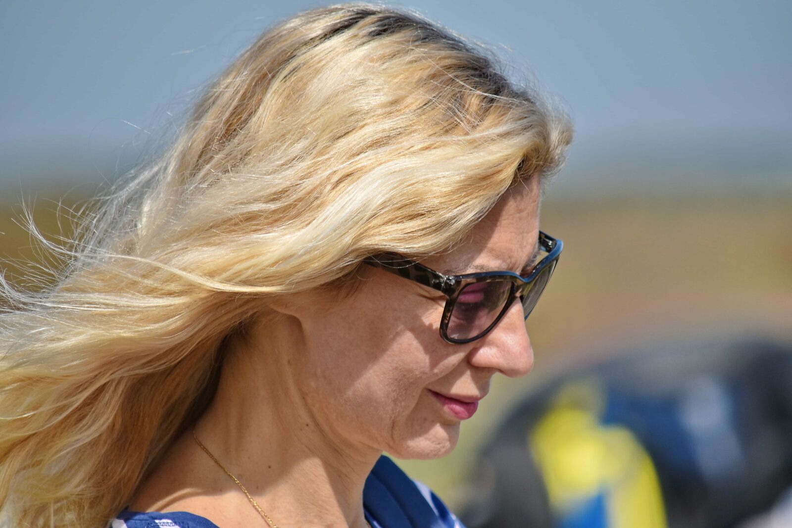 Nikon D5500 sample photo. Gorgeous, portrait, side view photography