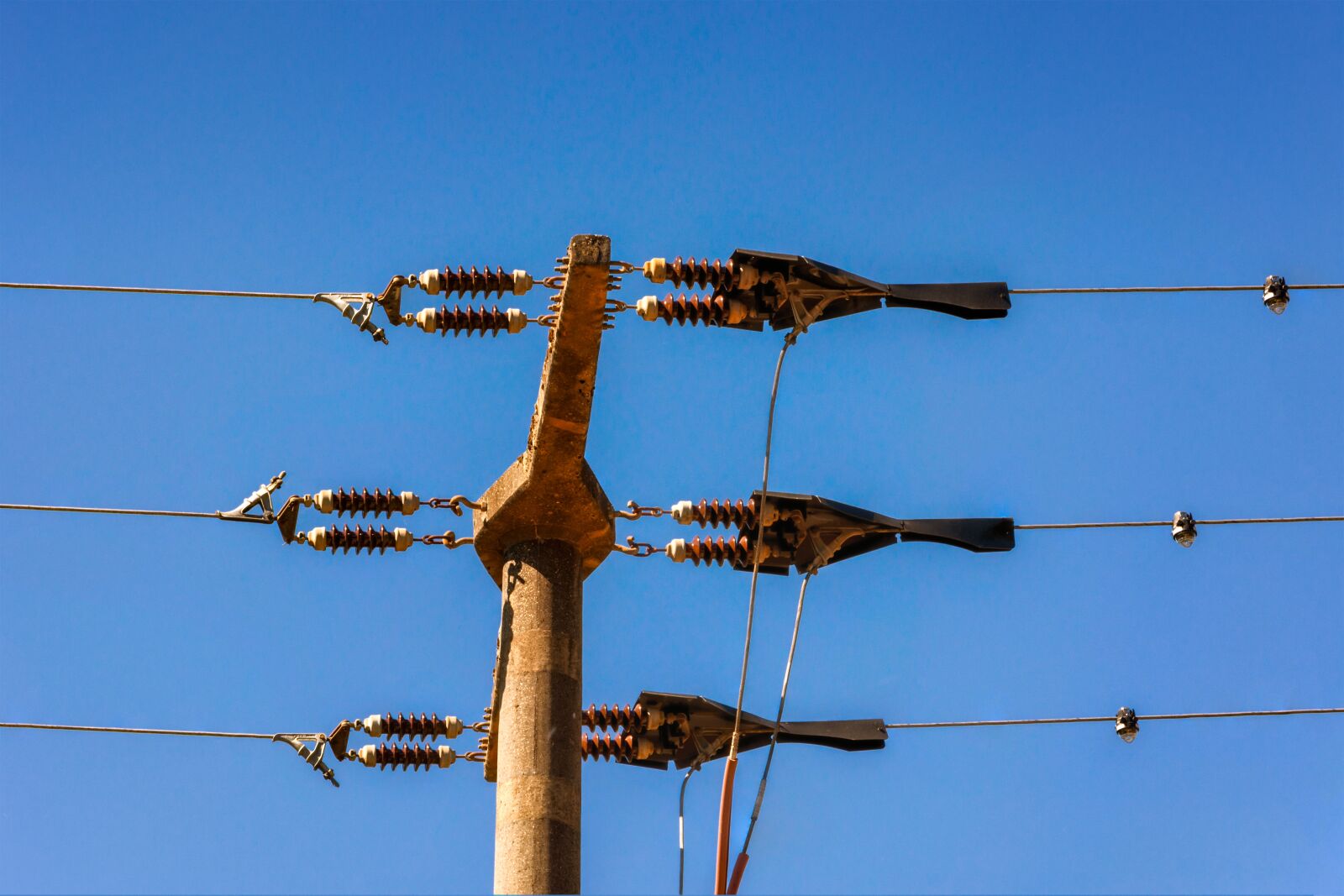 Nikon D7200 sample photo. Strommast, voltage, high voltage photography