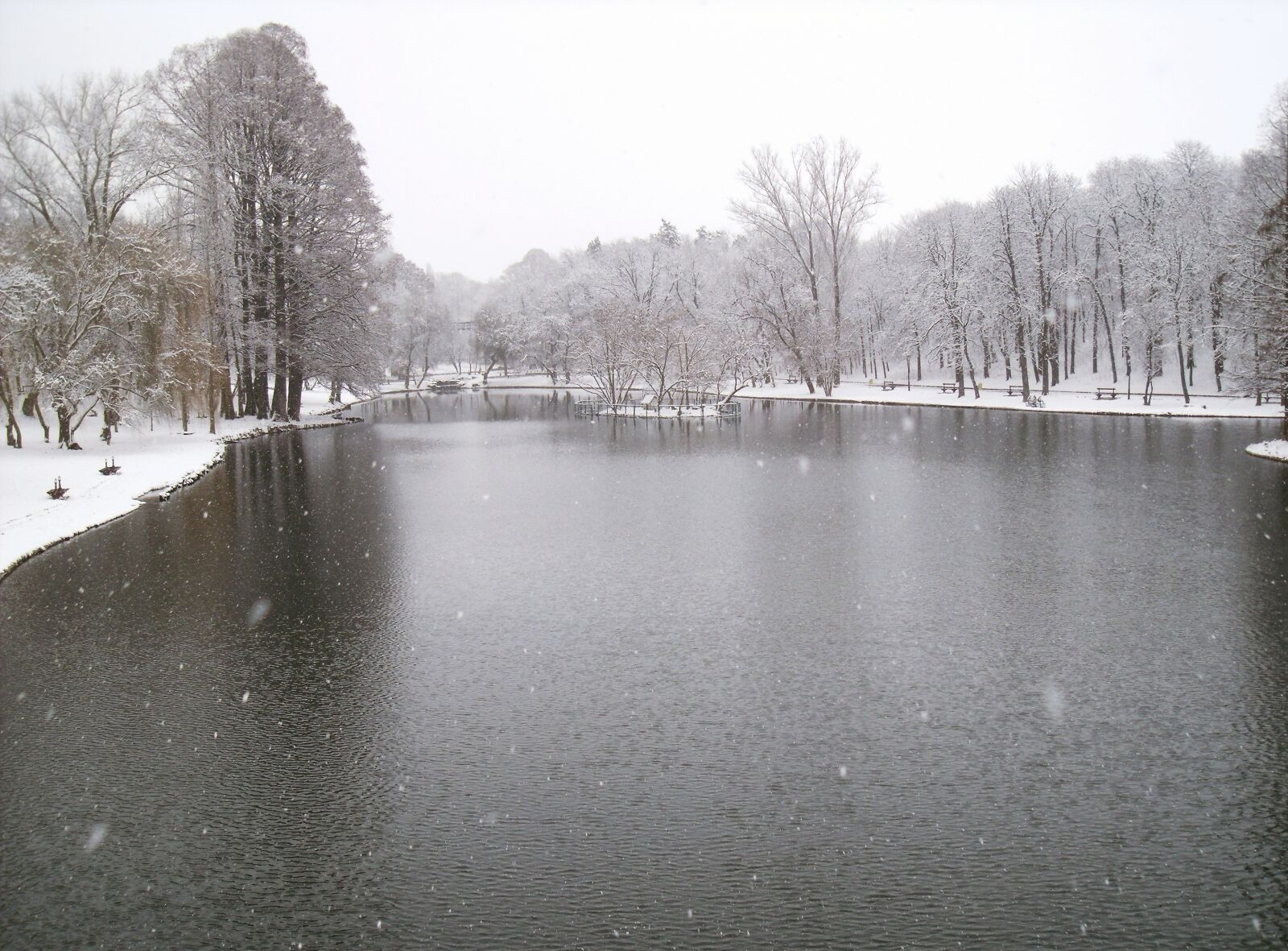 Fujifilm FinePix J100 sample photo. Winter, lake, water photography