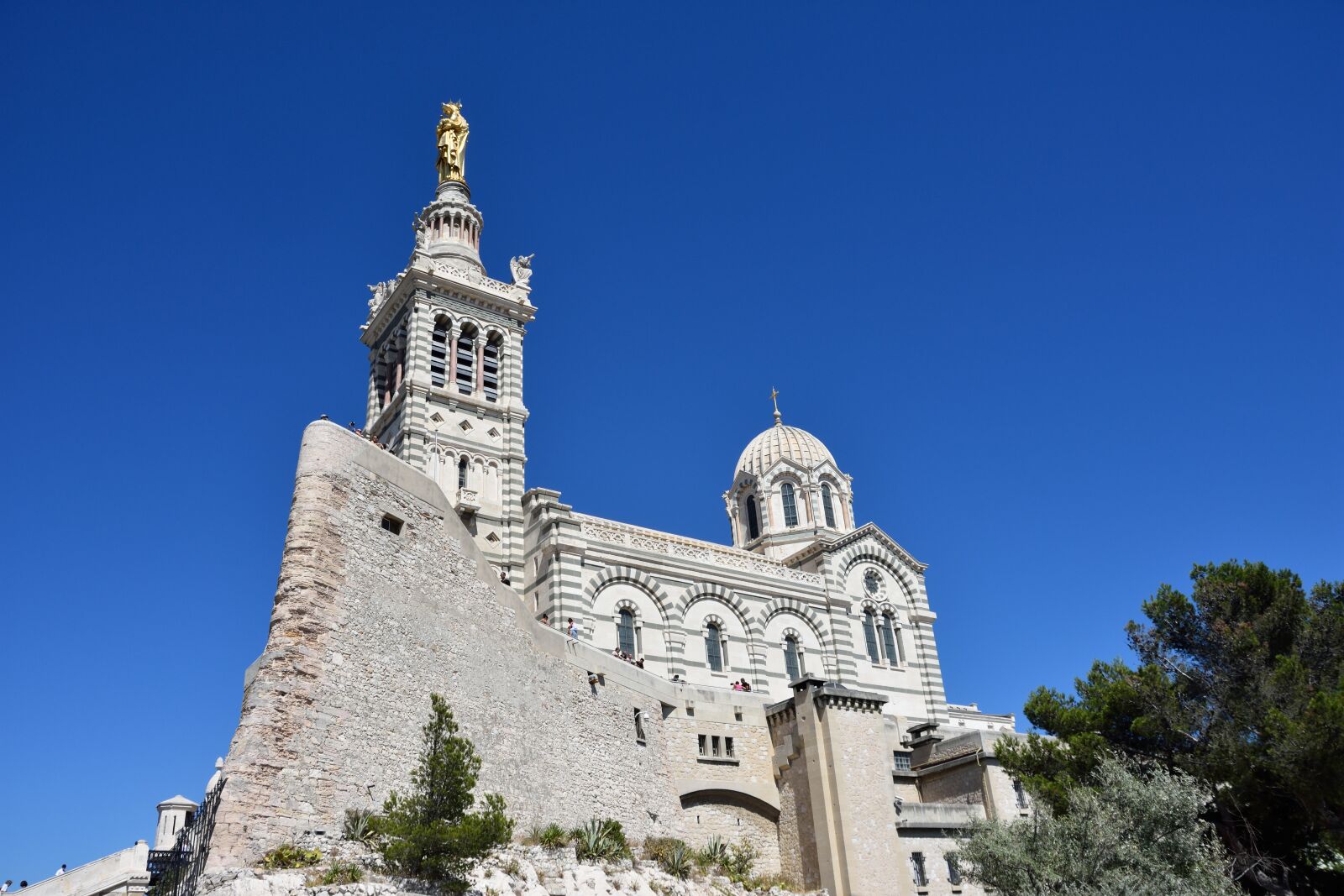 Nikon D7200 sample photo. Marseille, notre-dame-de-la-garde, blue sky photography