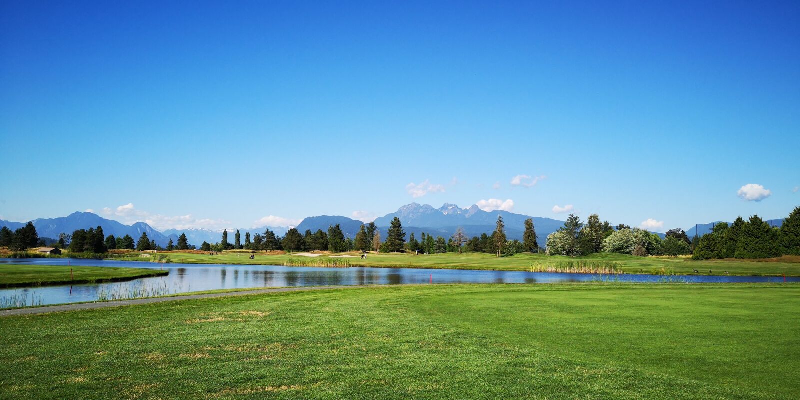 HUAWEI P20 sample photo. Golf, mountain, landscape photography