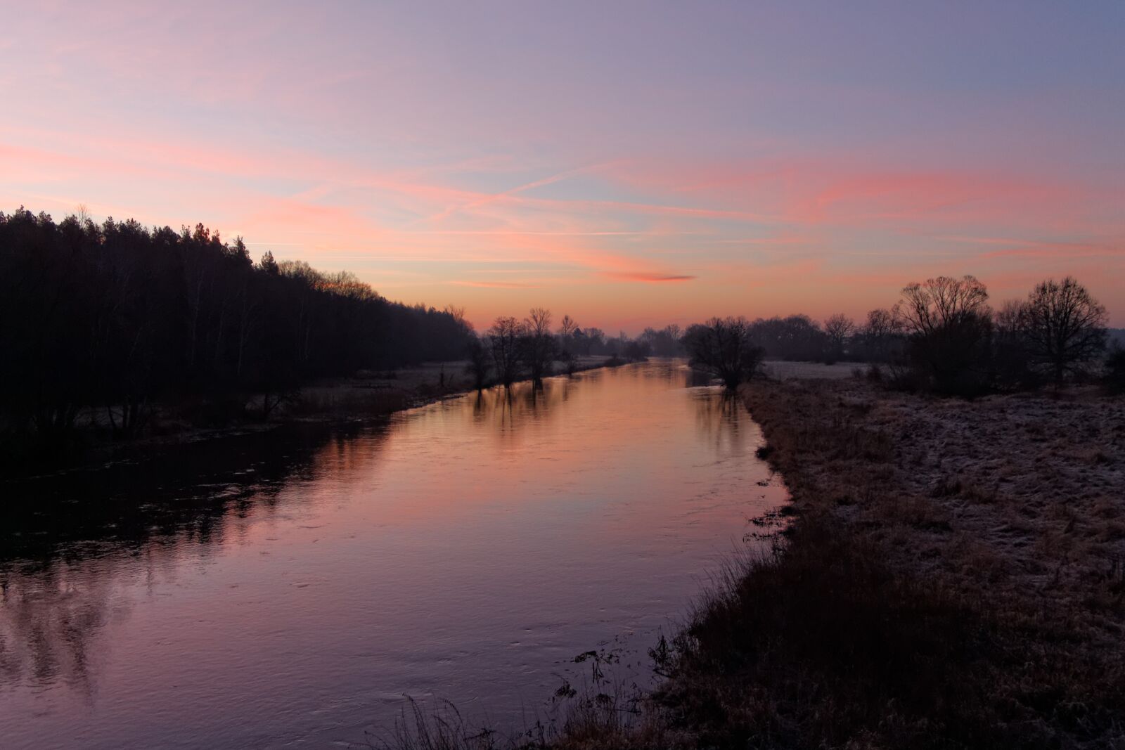 Canon EOS 1100D (EOS Rebel T3 / EOS Kiss X50) sample photo. Sunrise, river, morning photography