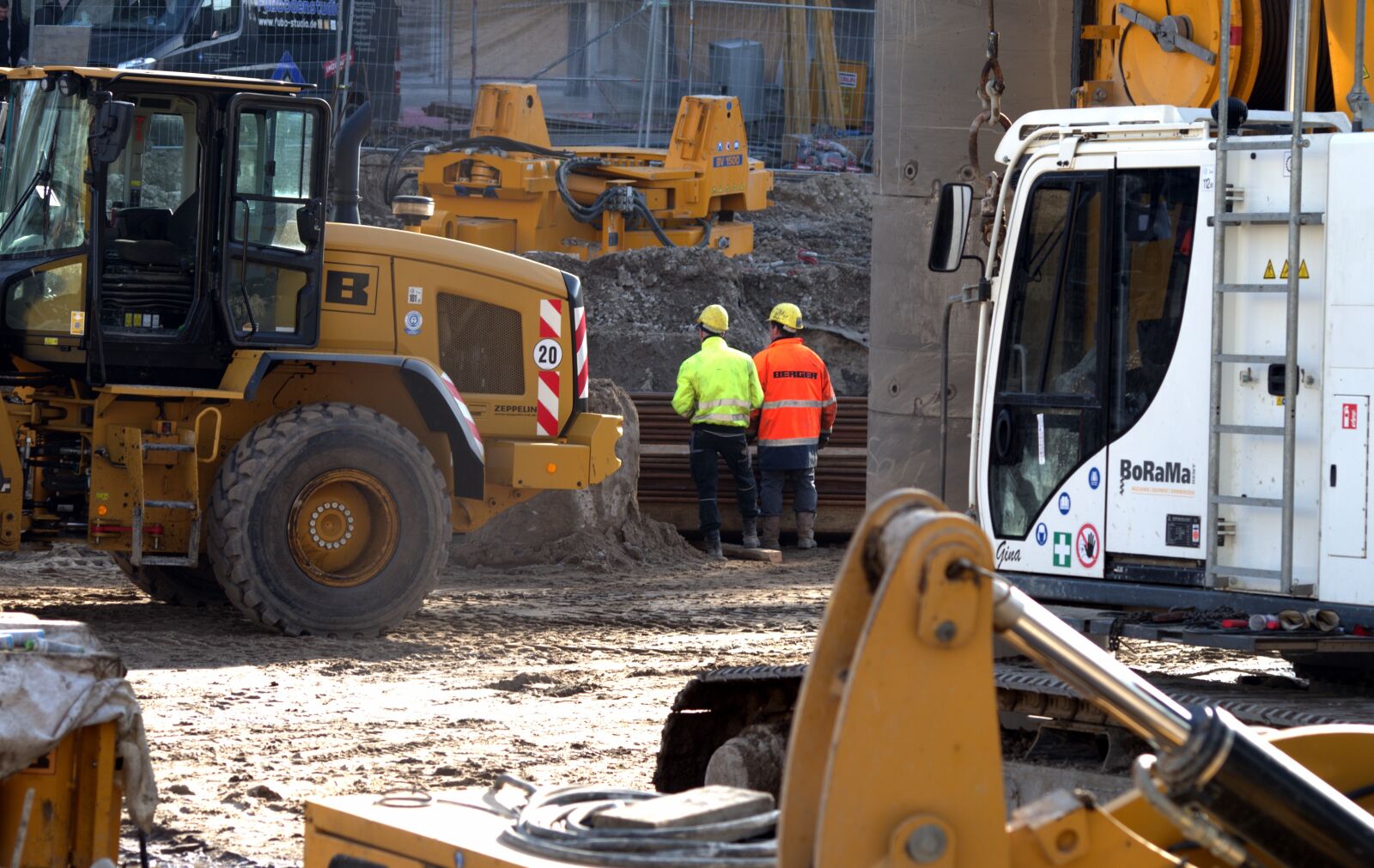 Pentax K-30 sample photo. Site, engineer, construction machinery photography