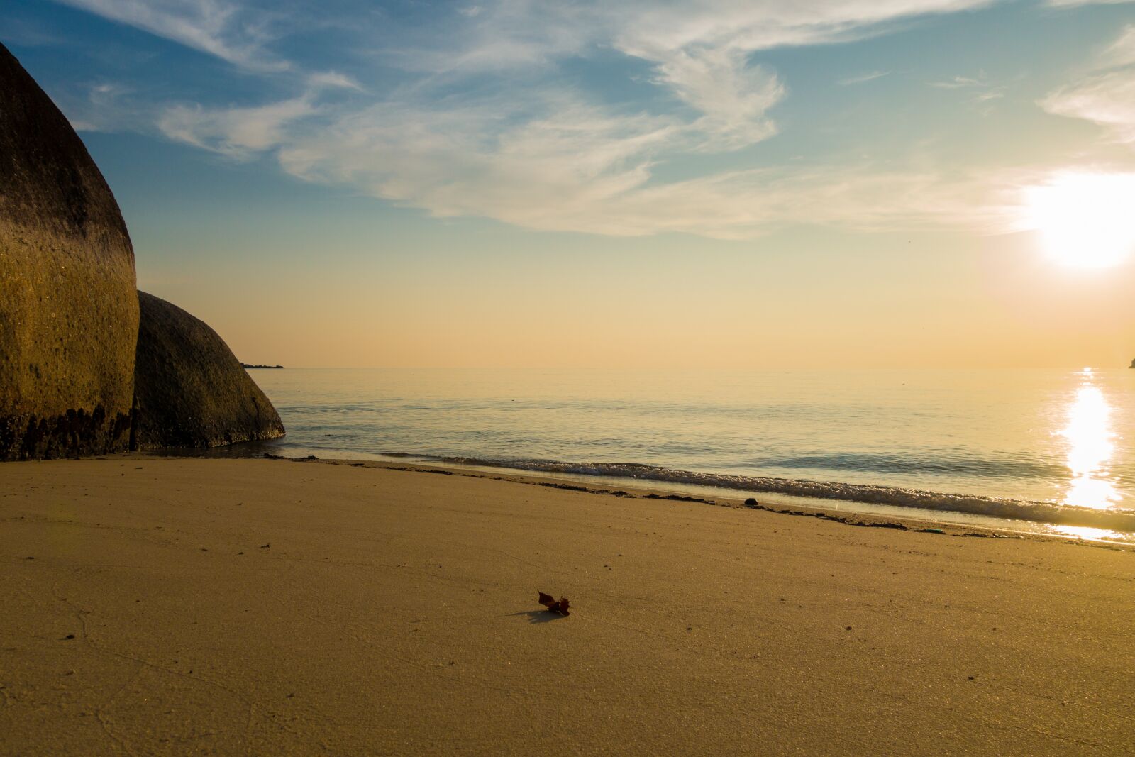 Sony Cyber-shot DSC-RX100 II sample photo. Waters, beach, sunset photography