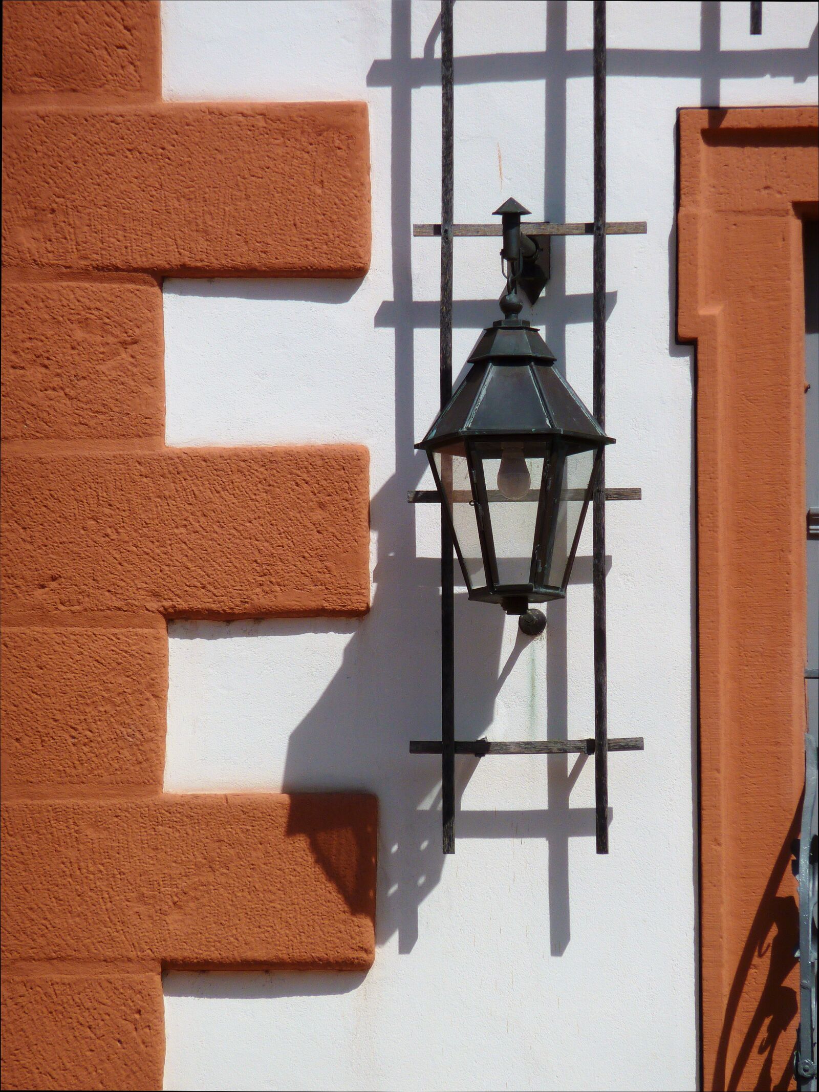 Panasonic DMC-TZ7 sample photo. Lighting, darkness, gas lantern photography