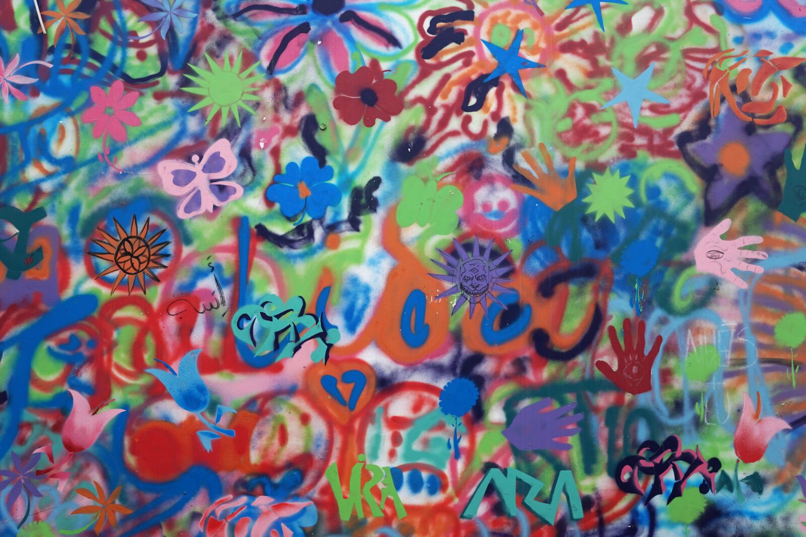 Sony ILCA-77M2 + Sony DT 16-50mm F2.8 SSM sample photo. Graffiti, image, colorful photography