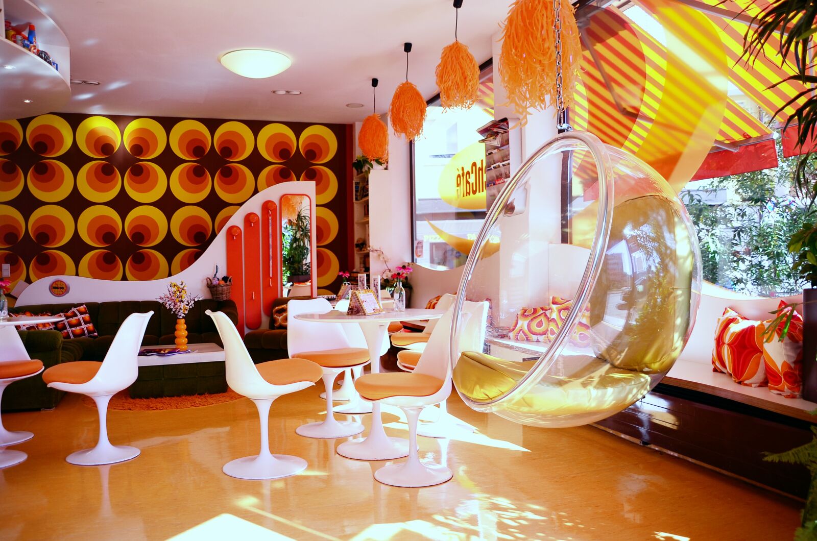 Nikon D5100 sample photo. Launderette, drum roll, nuremberg photography