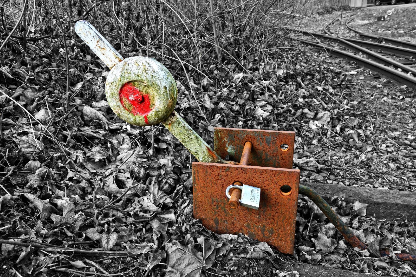 Sony Cyber-shot DSC-RX100 sample photo. Switch, railroad, rail photography