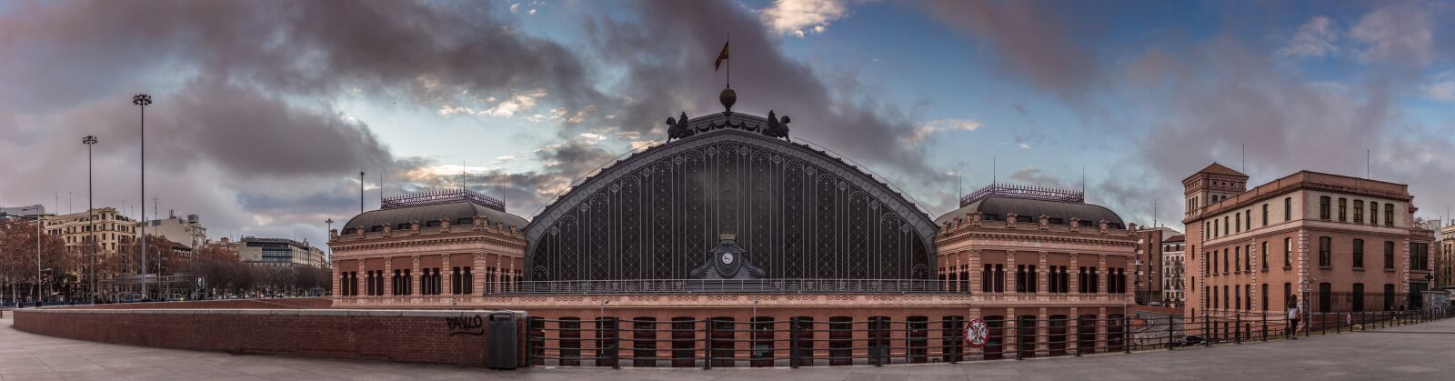 Canon EOS 600D (Rebel EOS T3i / EOS Kiss X5) sample photo. Panoramic, atocha, station photography