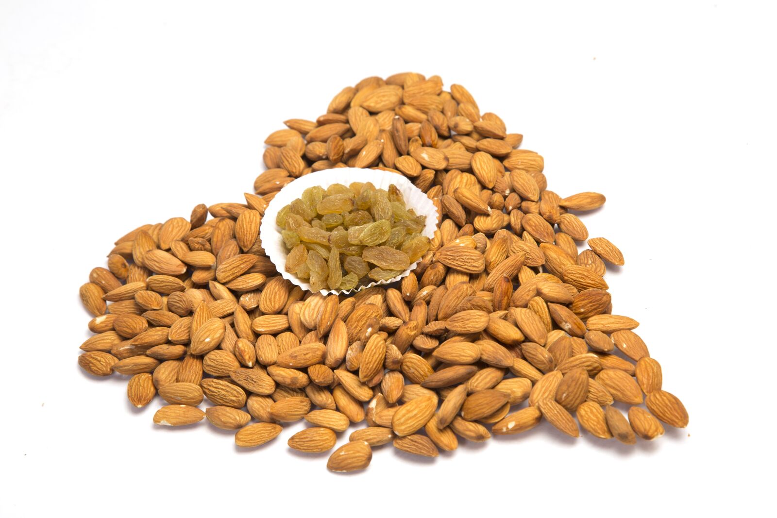 Canon EF 24-105mm F4L IS USM sample photo. Almond, bowl, dry photography