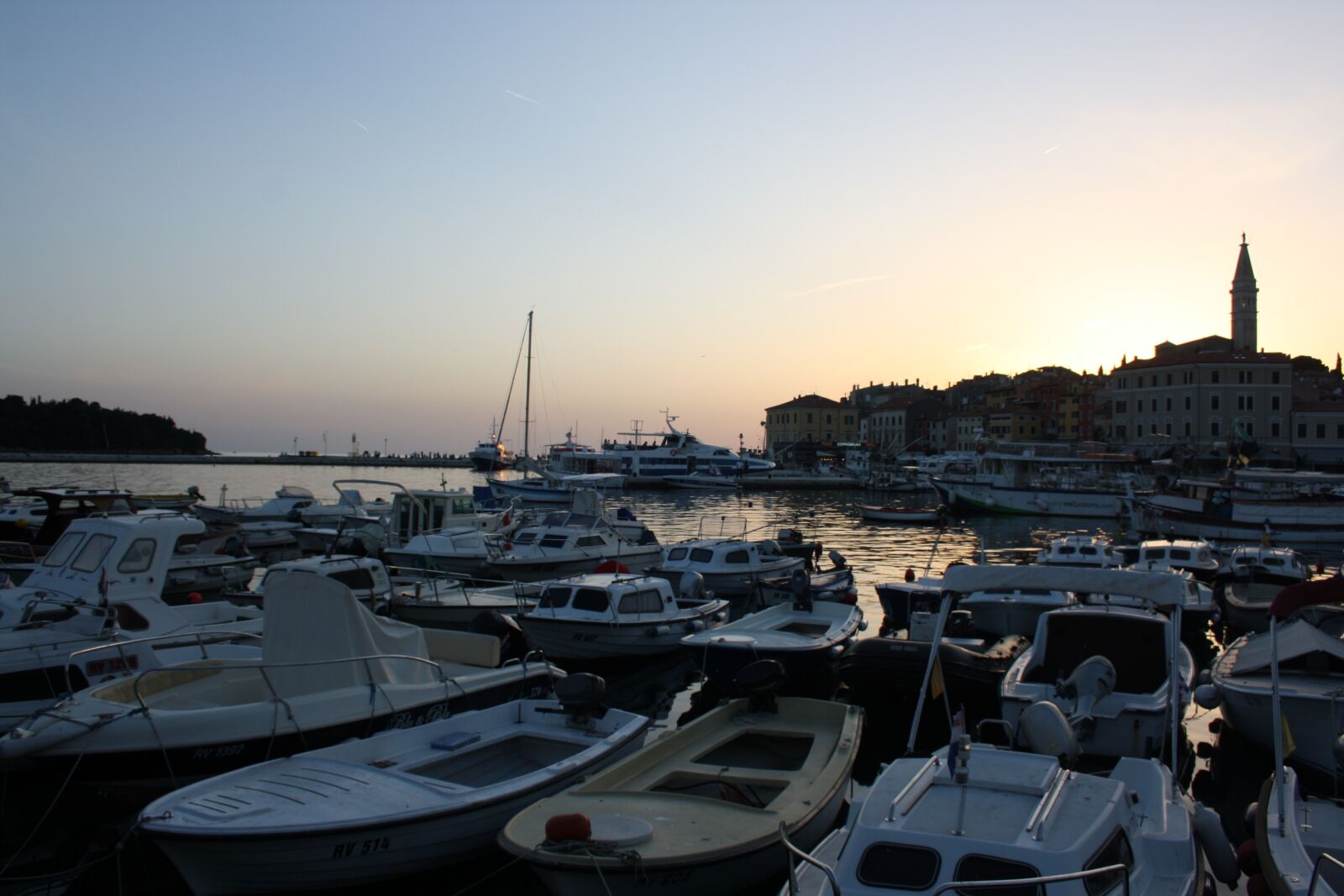Canon EOS 1000D (EOS Digital Rebel XS / EOS Kiss F) sample photo. Rovinj, seaside, sea photography