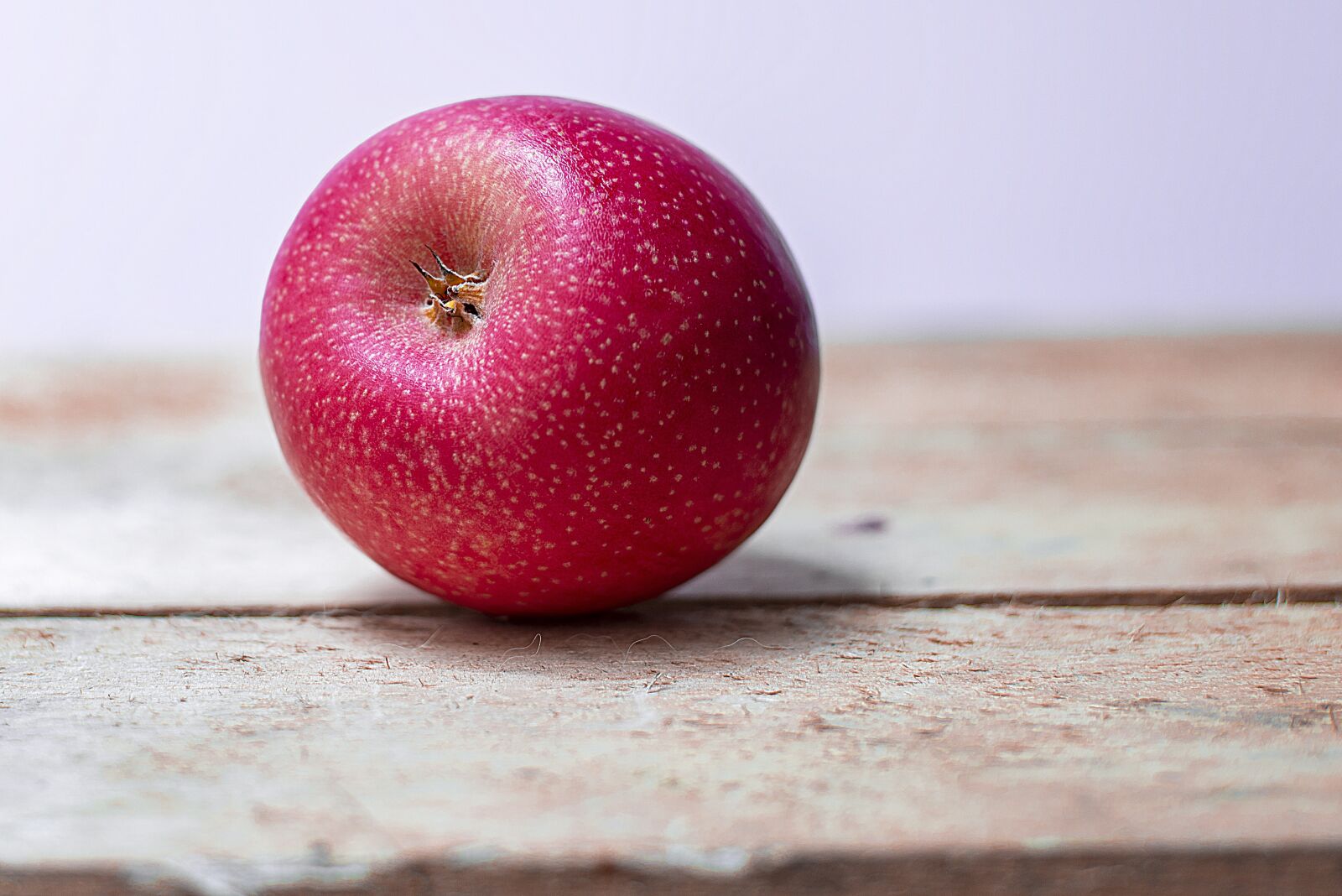 Nikon D600 sample photo. Red apple, fruit, healthy photography
