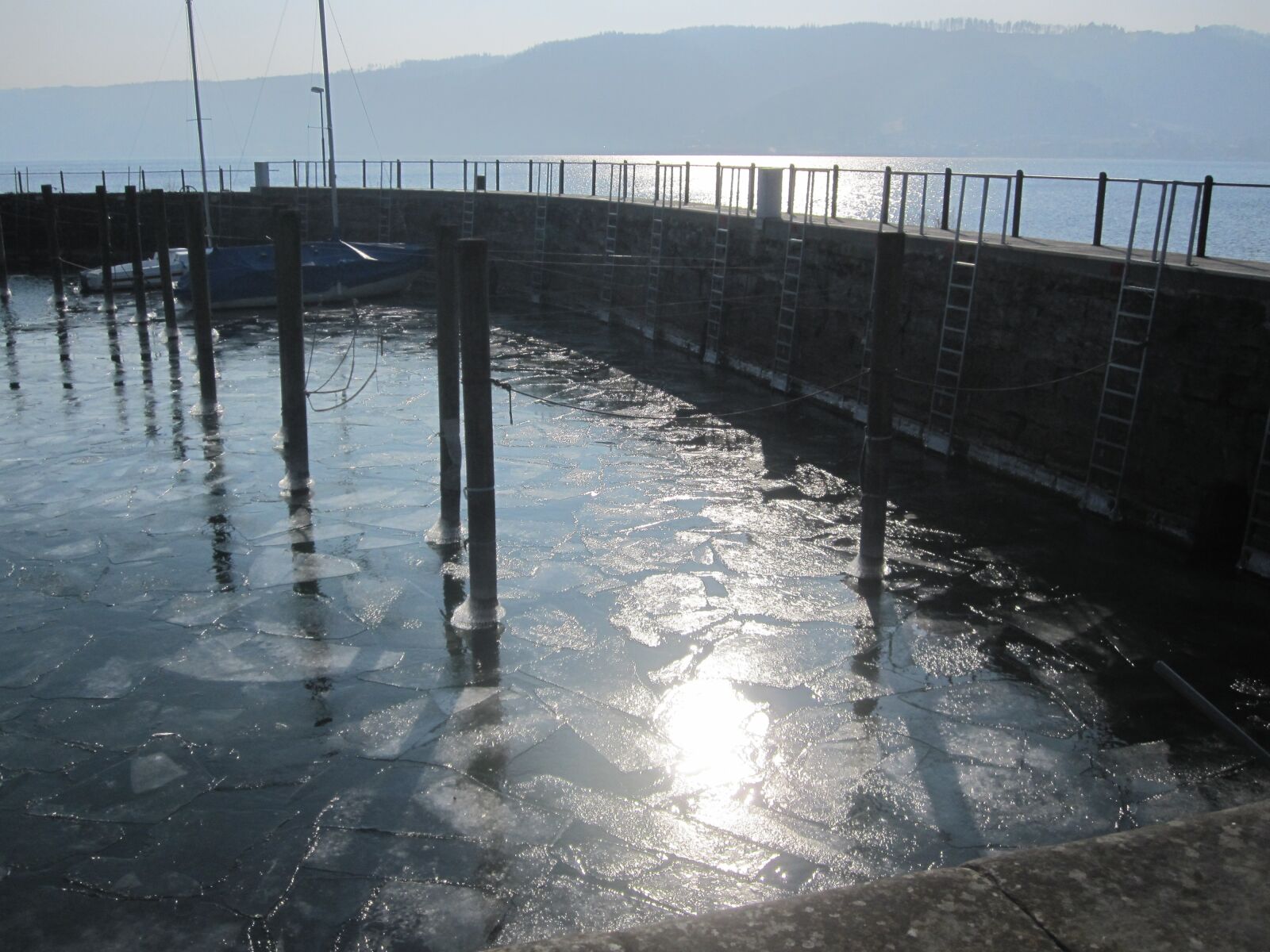 Canon PowerShot SD780 IS (Digital IXUS 100 IS / IXY Digital 210 IS) sample photo. Lake, lake constance, port photography