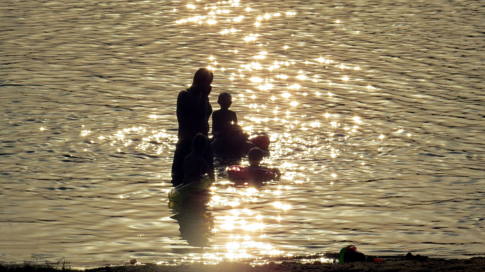 Canon PowerShot SX50 HS sample photo. Lake, light, sunny photography