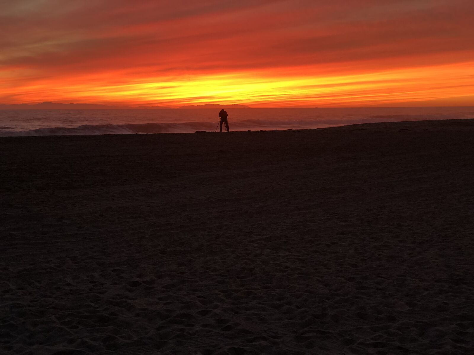 iPhone X back dual camera 6mm f/2.4 sample photo. Background, ocean, ocean background photography