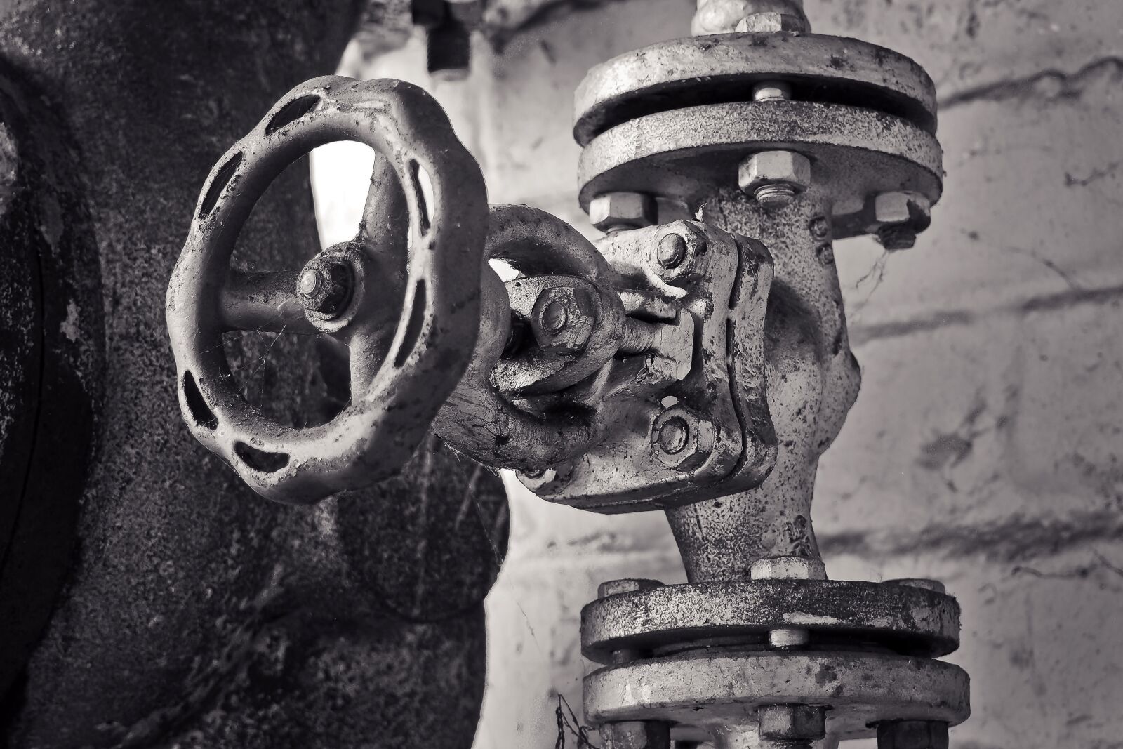 Olympus OM-D E-M10 sample photo. Lost places, factory, old photography