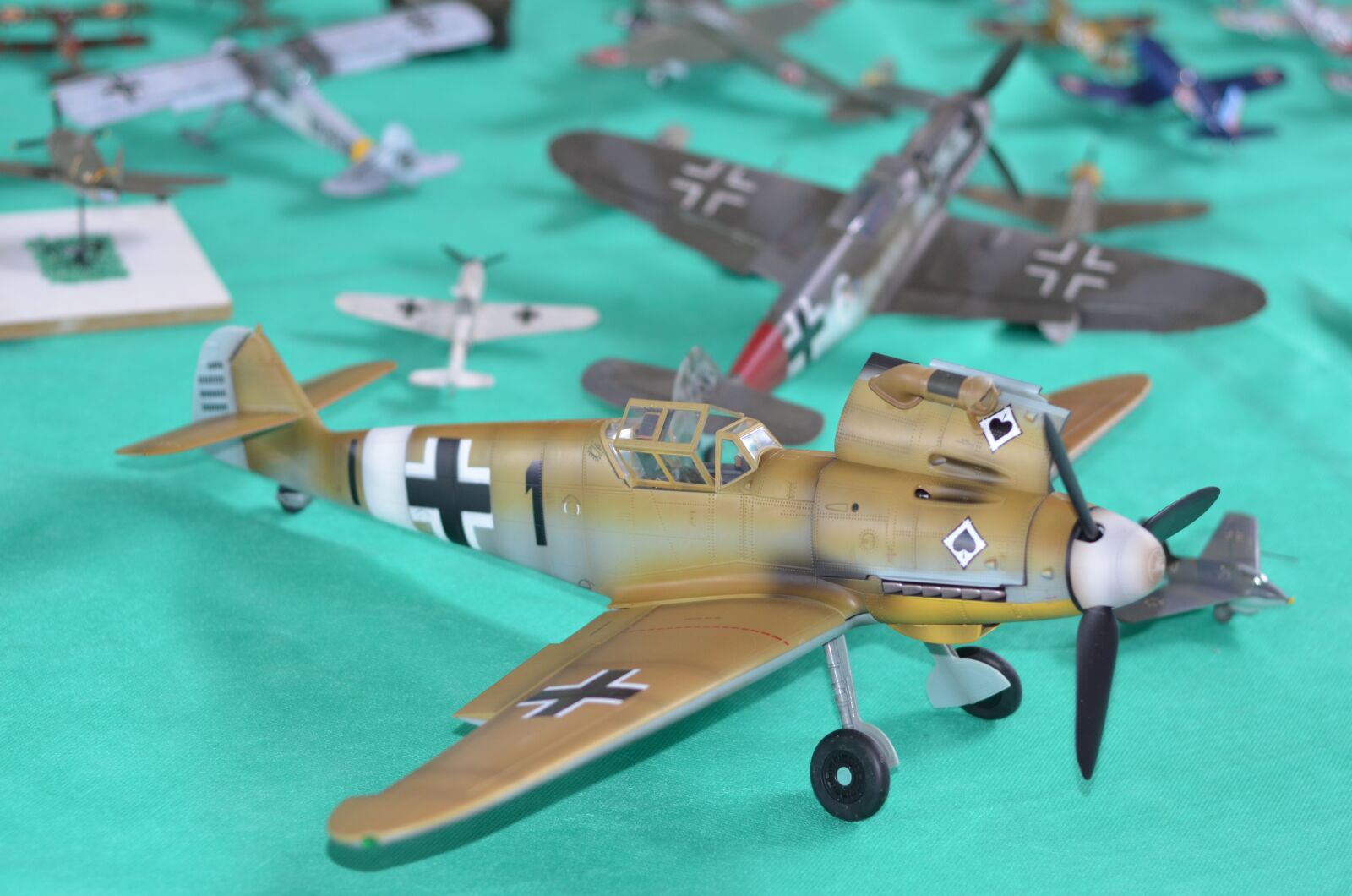 Nikon D7000 sample photo. Plane, toys, iron photography