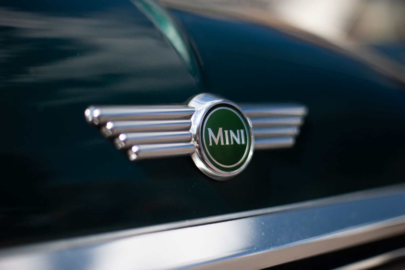 Nikon D700 sample photo. Car, mini, logo photography