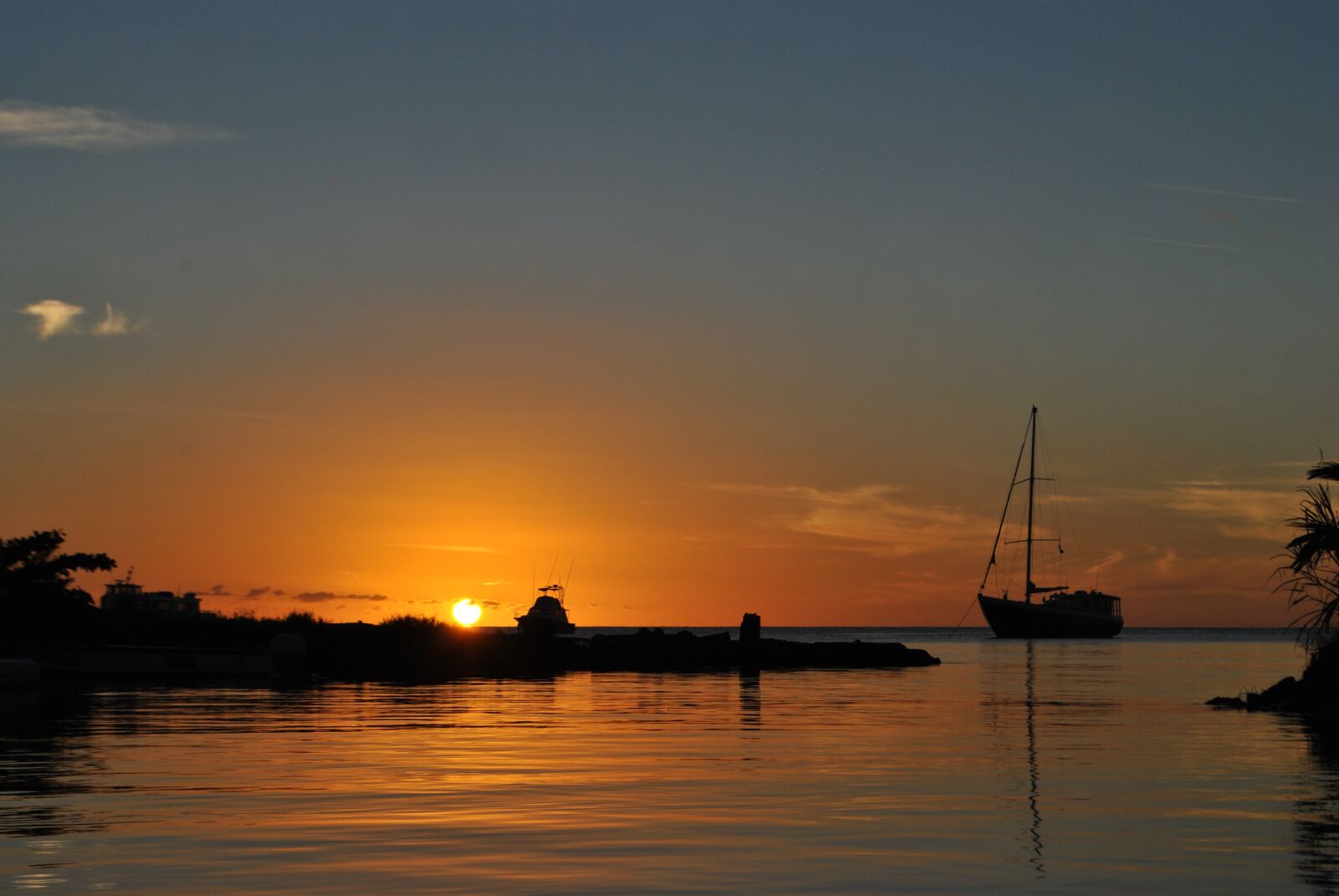 Nikon D3000 sample photo. Sunset, caribbean, sea photography