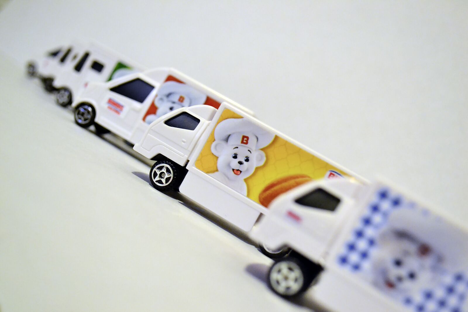 Nikon D3100 sample photo. Trucks, bimbo, load photography