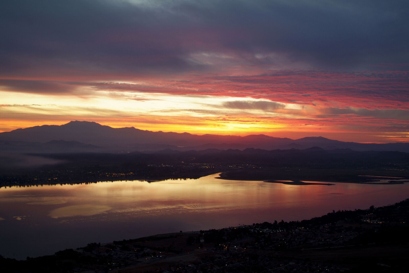 Fujifilm FinePix S3 Pro sample photo. Sunrise, sunset, lake photography