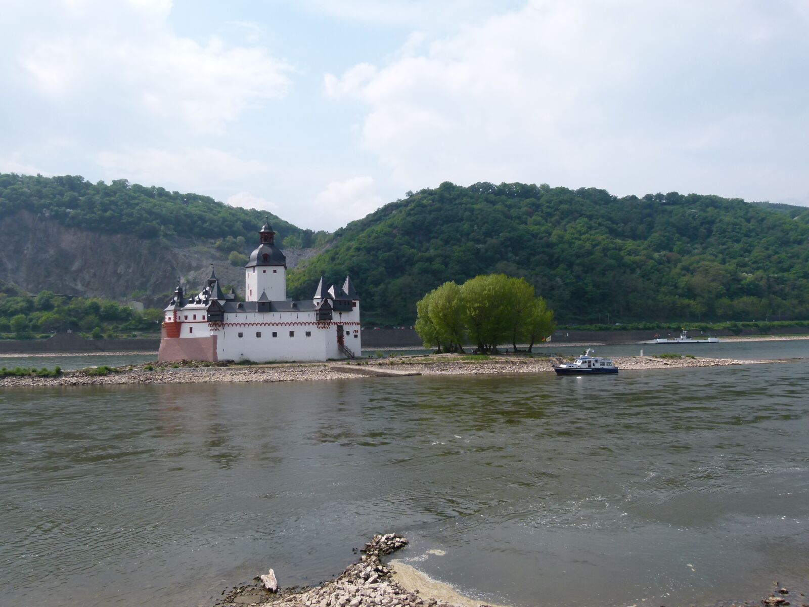 Panasonic Lumix DMC-FZ100 sample photo. Rhine, castle, palatinate photography