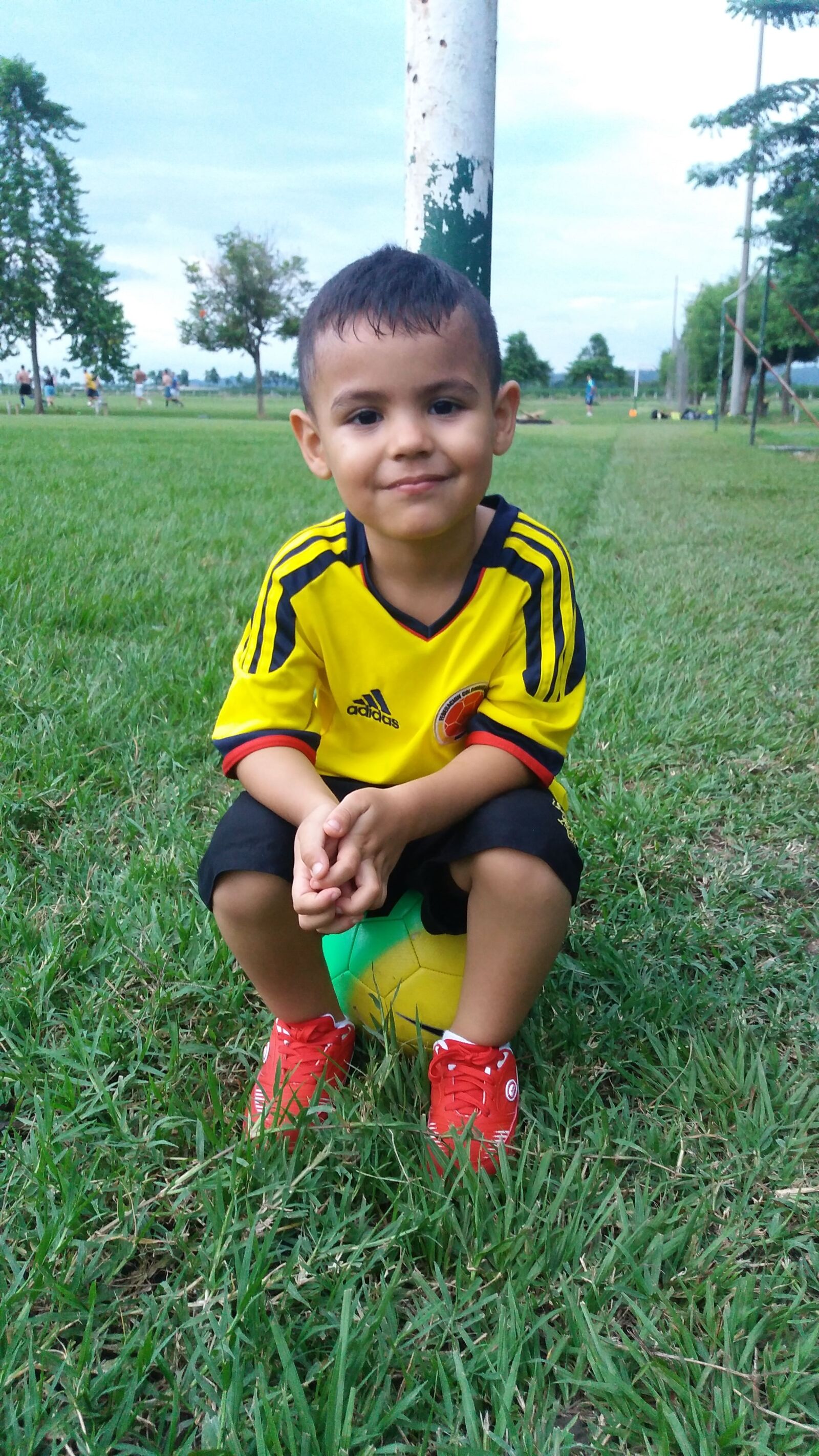 Samsung Galaxy J5 sample photo. Waiting for you, fill photography