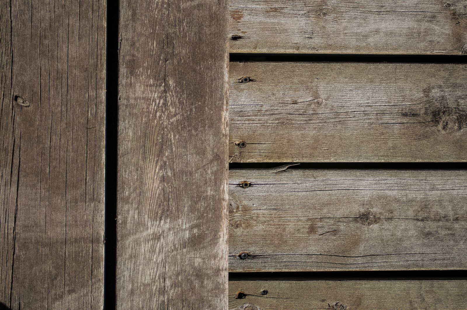 Nikon D5000 sample photo. Wood, axes, old photography