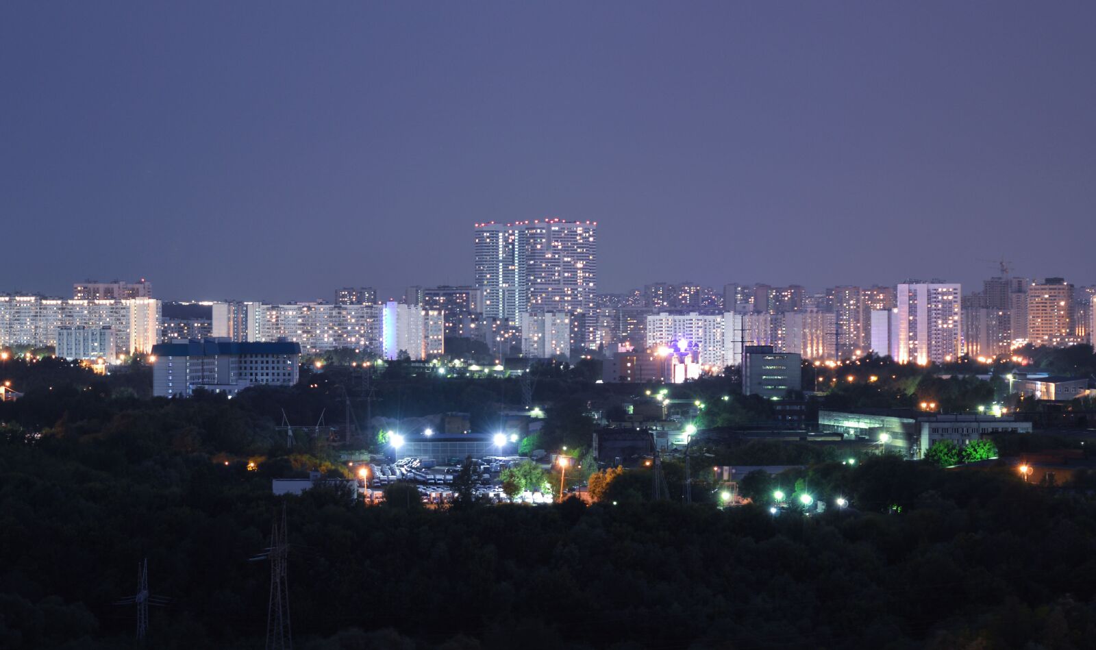 Nikon D3200 sample photo. Night city, city lights photography