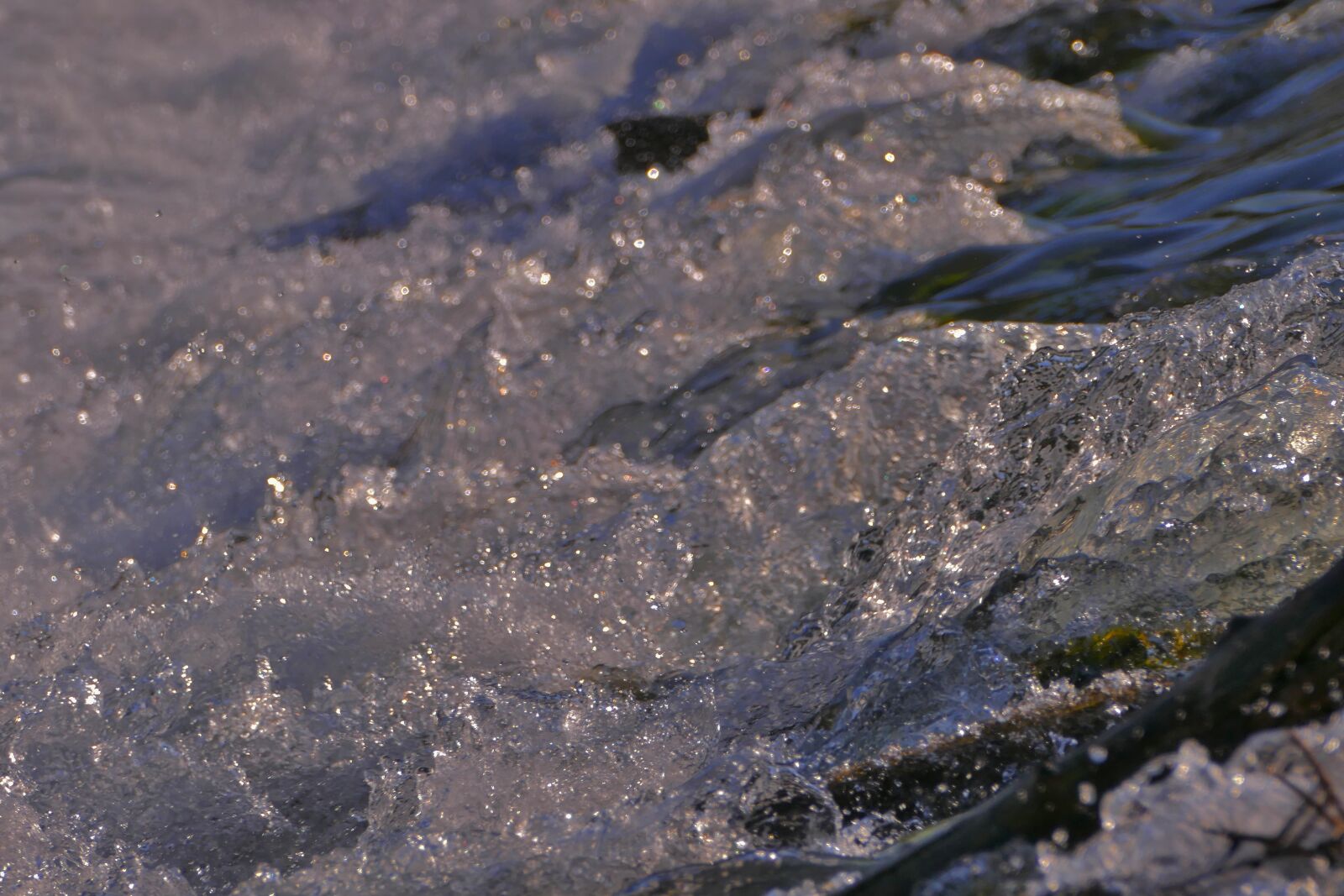 Panasonic Lumix DMC-FZ1000 sample photo. Waterfall, water, running photography