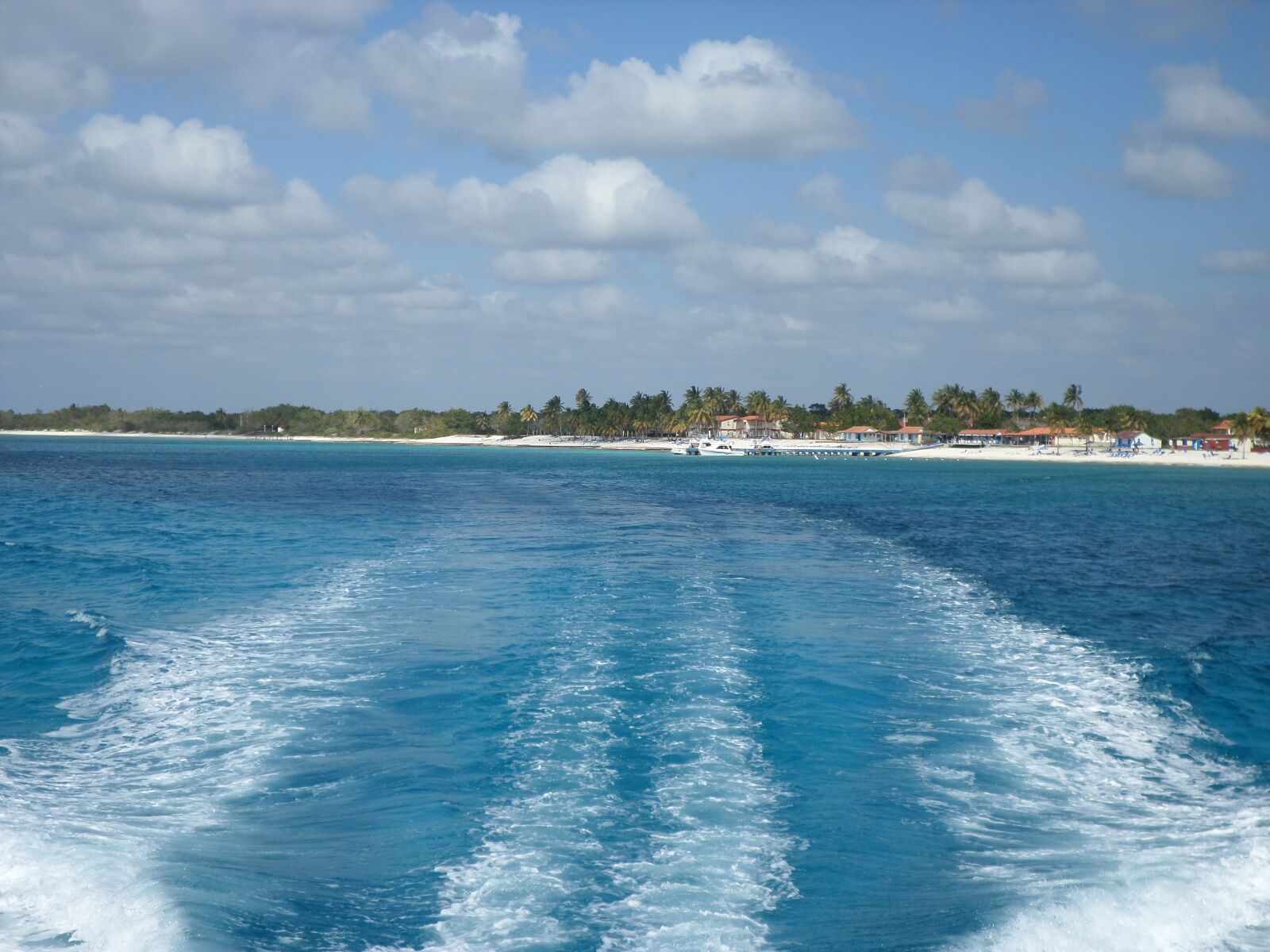 Samsung ST150F/ST151F/ST152F sample photo. Cuba, sea, water photography