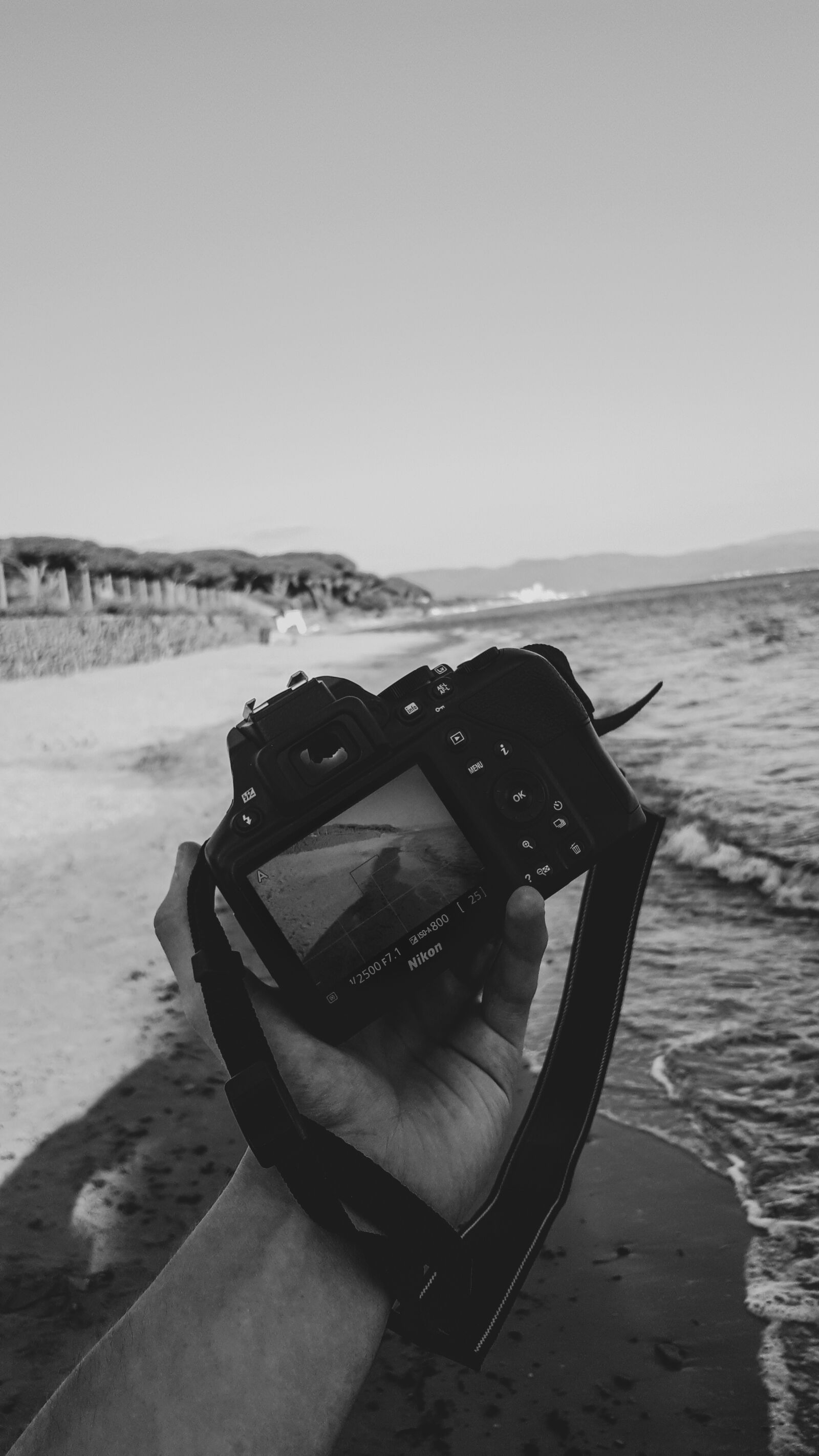 Samsung Galaxy A5(2017) sample photo. Black, and, white photography