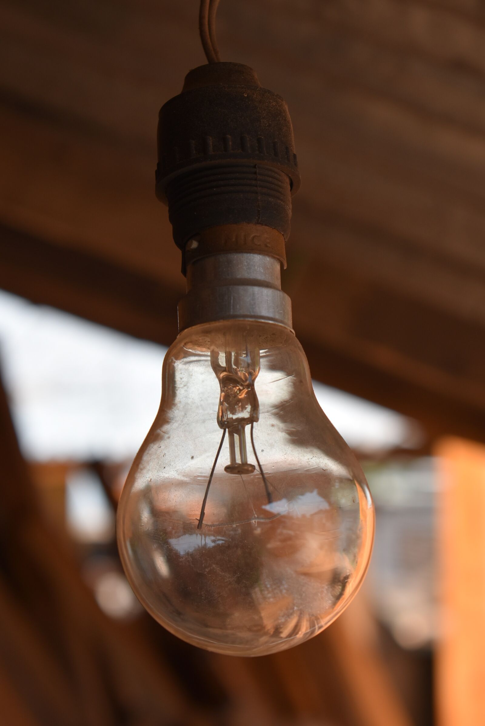 Nikon D3400 sample photo. Light, blub, bright photography