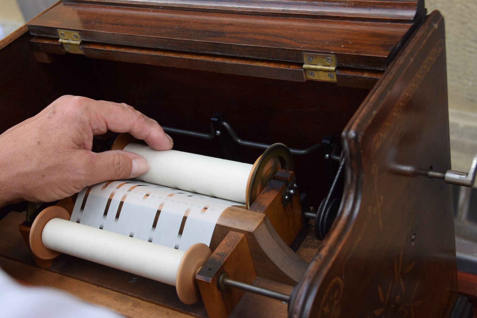 Nikon D3300 sample photo. Barrel organ, street organ photography