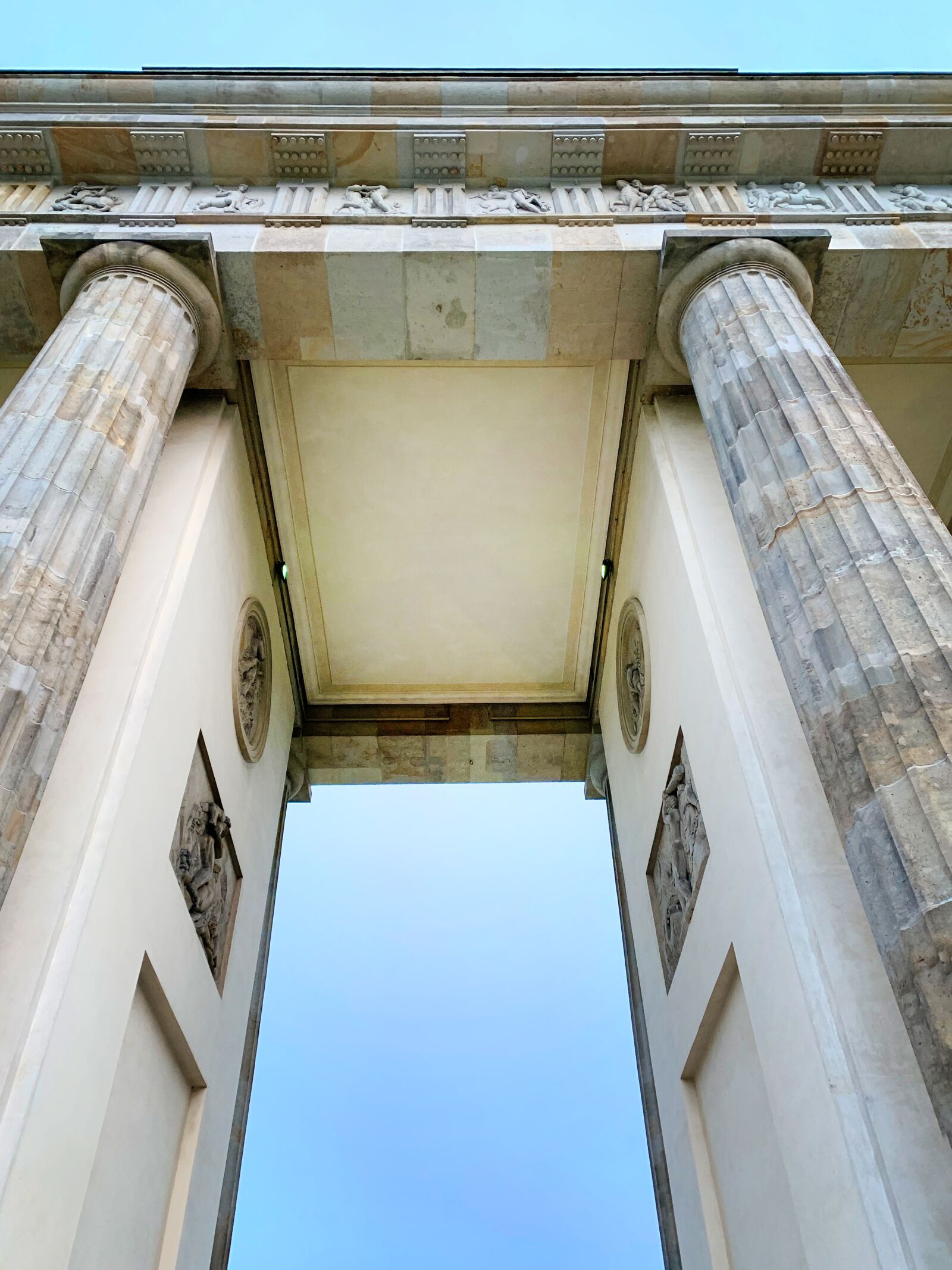 Apple iPhone XS Max sample photo. Brandenburger tor, puerta de photography