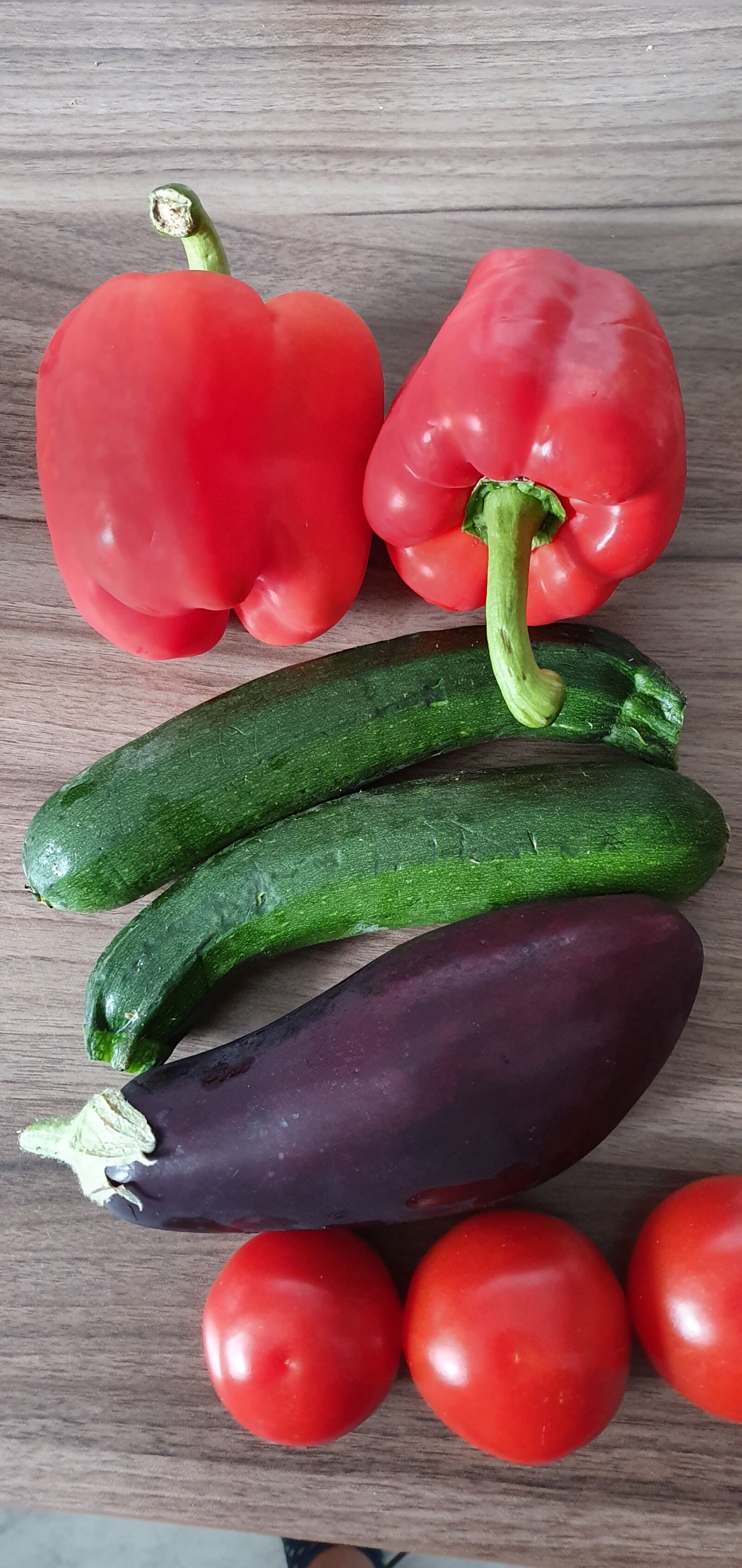 Samsung Galaxy S10 sample photo. Vegetables, ratatouille, eat photography