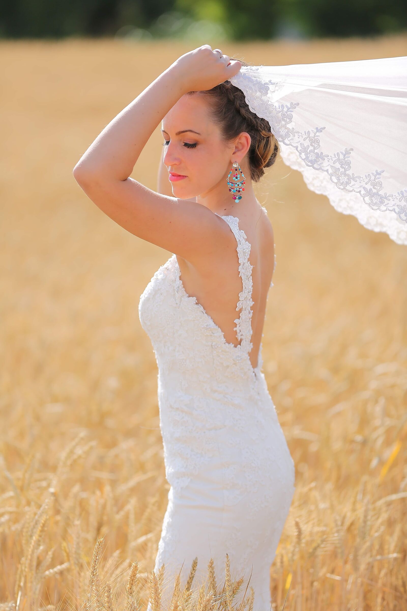 Canon EOS 5D Mark III sample photo. Wheatfield, bride, veil, wedding photography